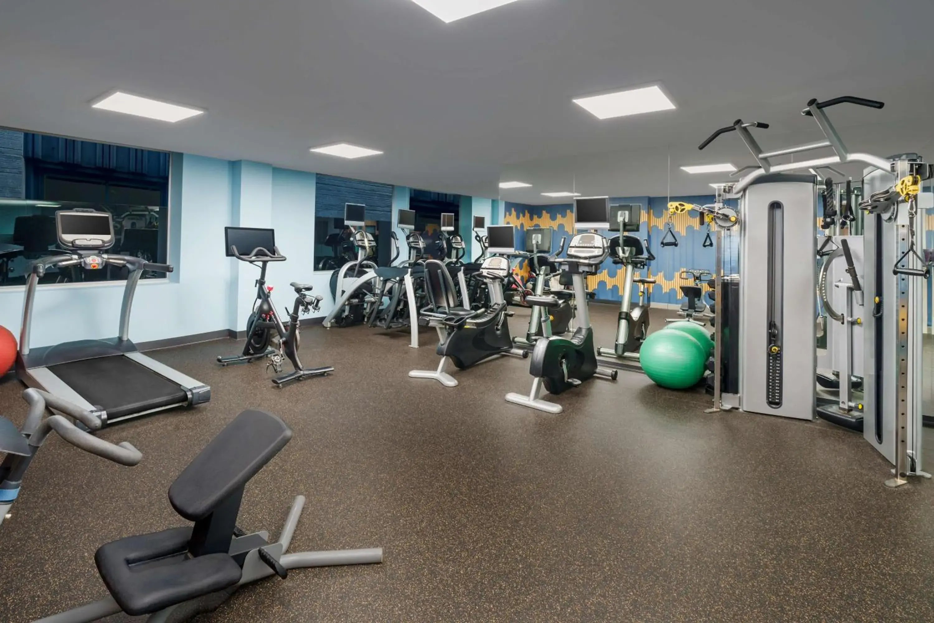 Fitness centre/facilities in DoubleTree by Hilton New York Midtown Fifth Ave Fitness centre/facilities in DoubleTree by Hilton New York Midtown Fifth Ave
