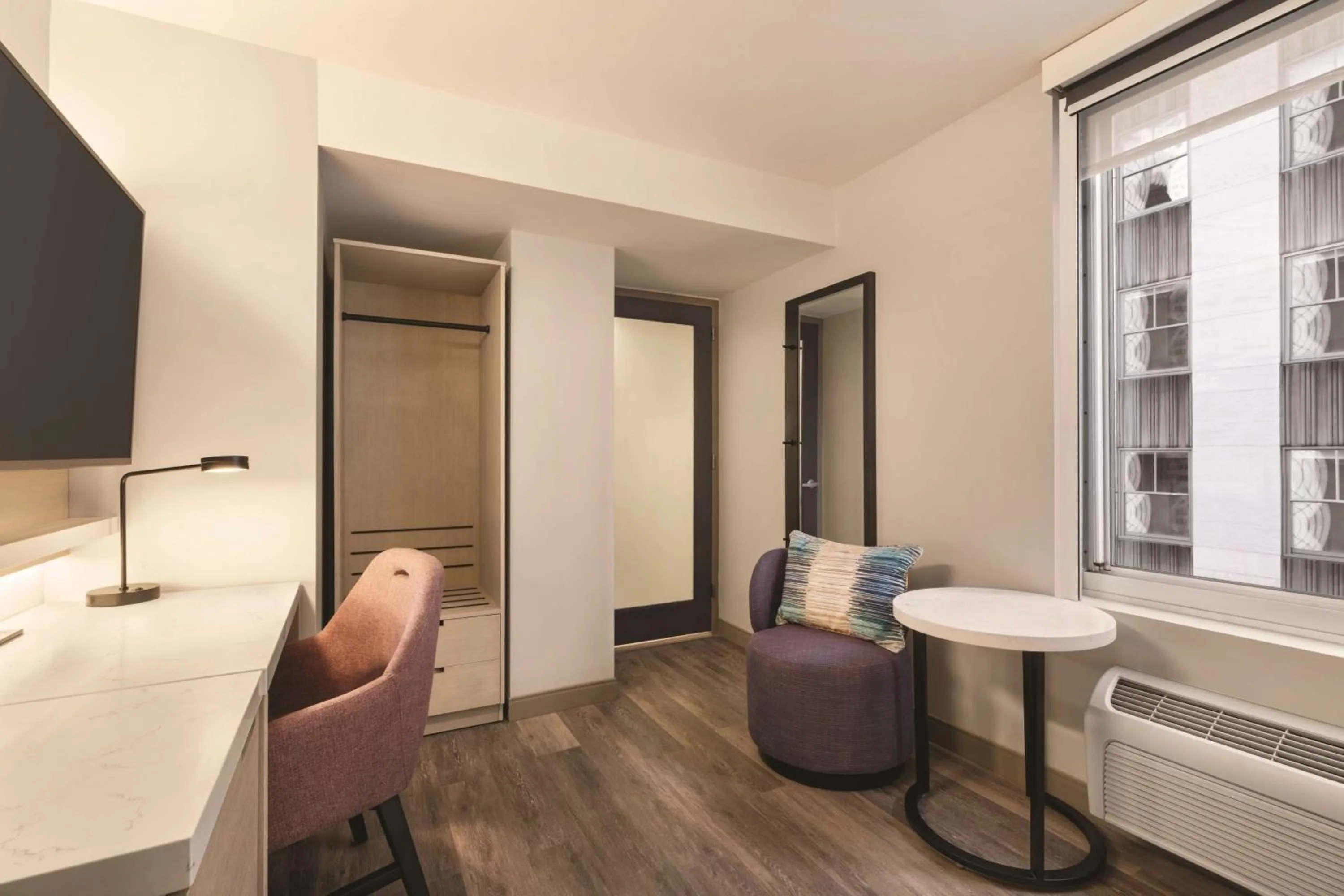 Bedroom in DoubleTree by Hilton New York Midtown Fifth Ave