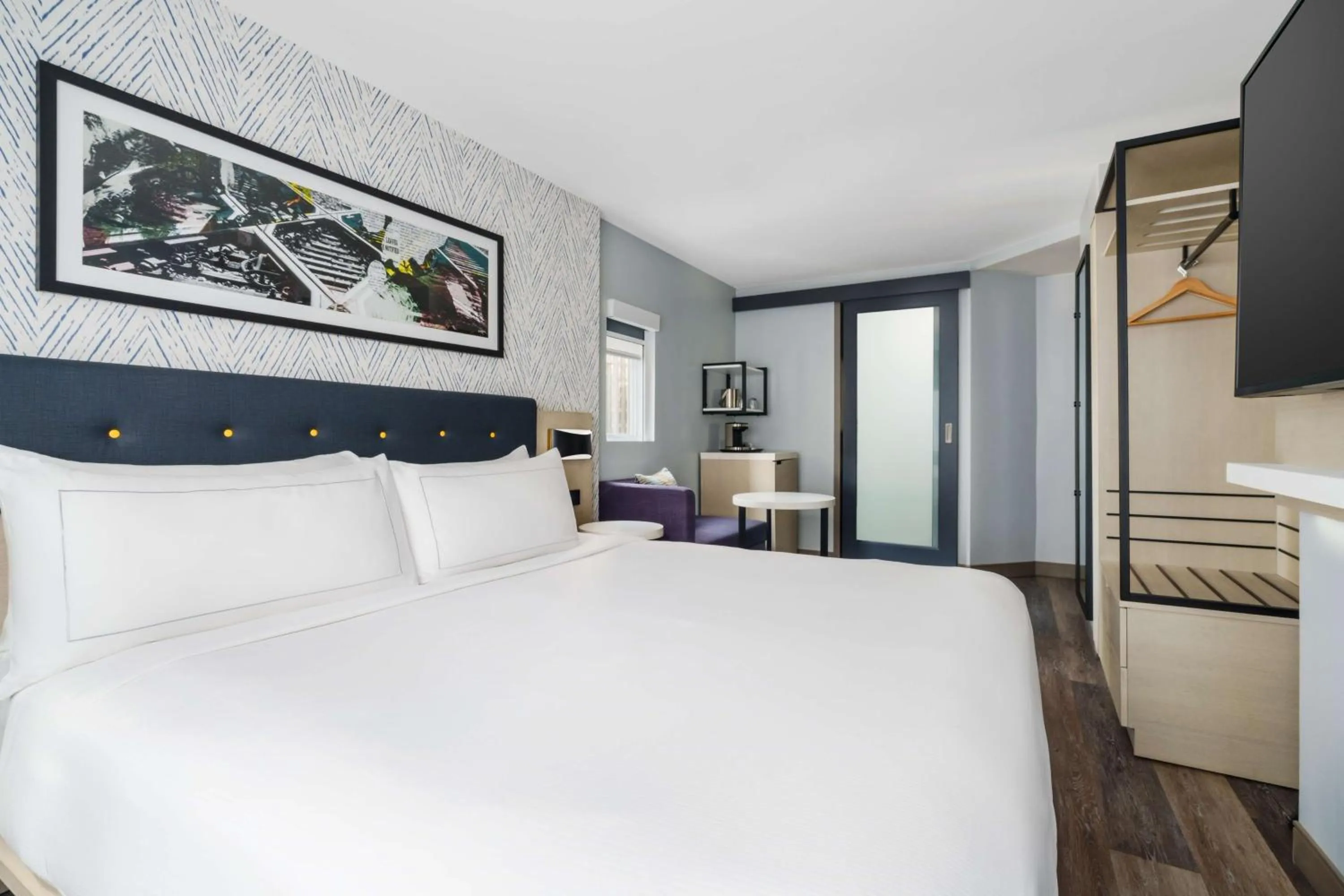 Bed in DoubleTree by Hilton New York Midtown Fifth Ave