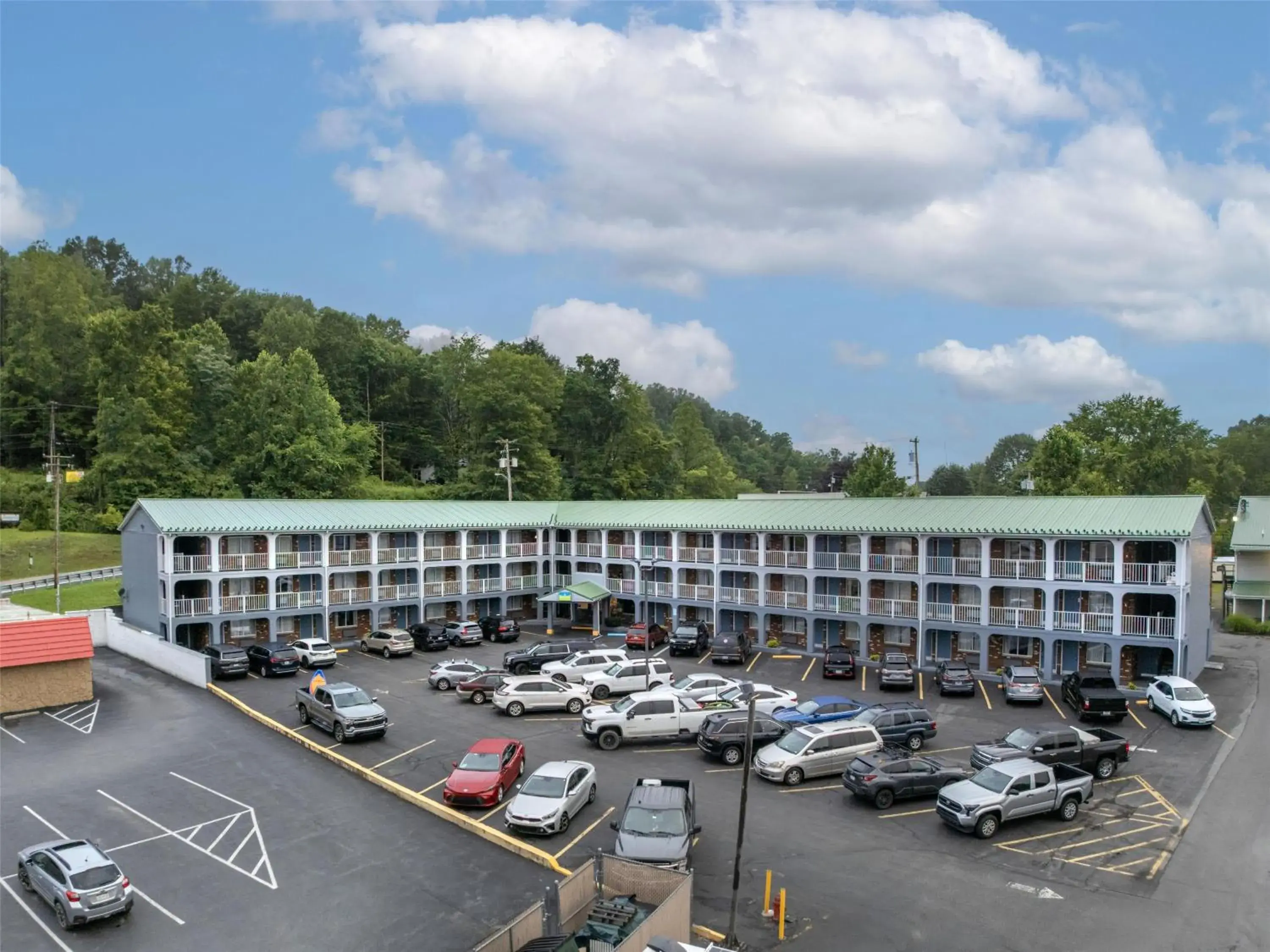 Property building in SureStay Hotel by Best Western Summersville Property building in SureStay Hotel by Best Western Summersville