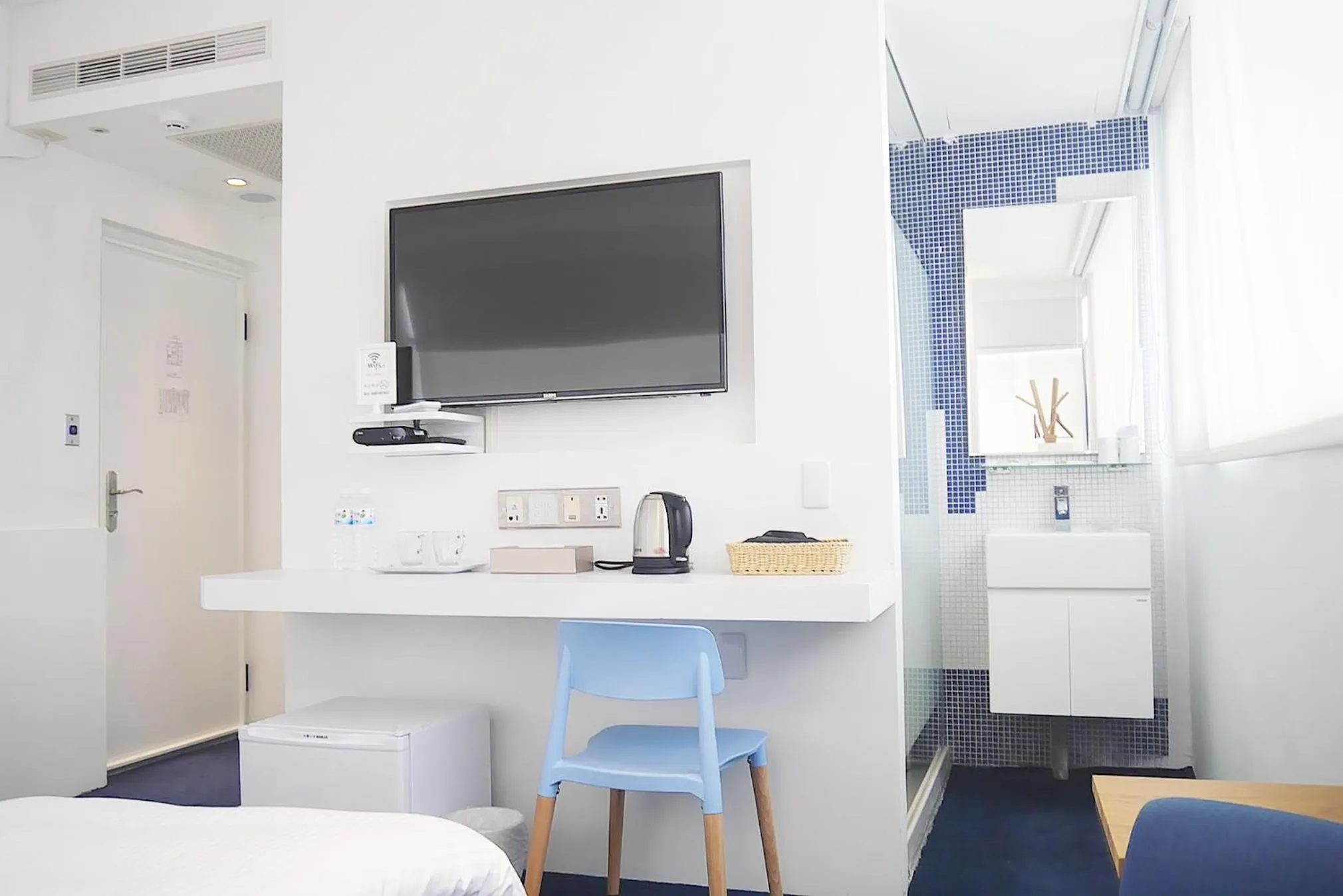 Bed in Time Flyer Hotel