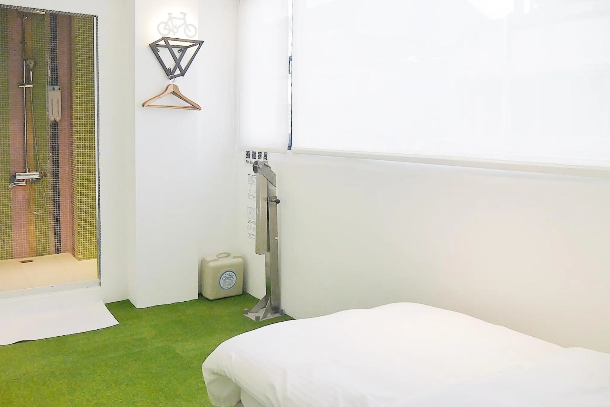 Bed in Time Flyer Hotel