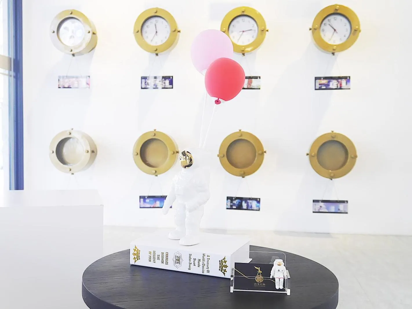 Property building in Time Flyer Hotel