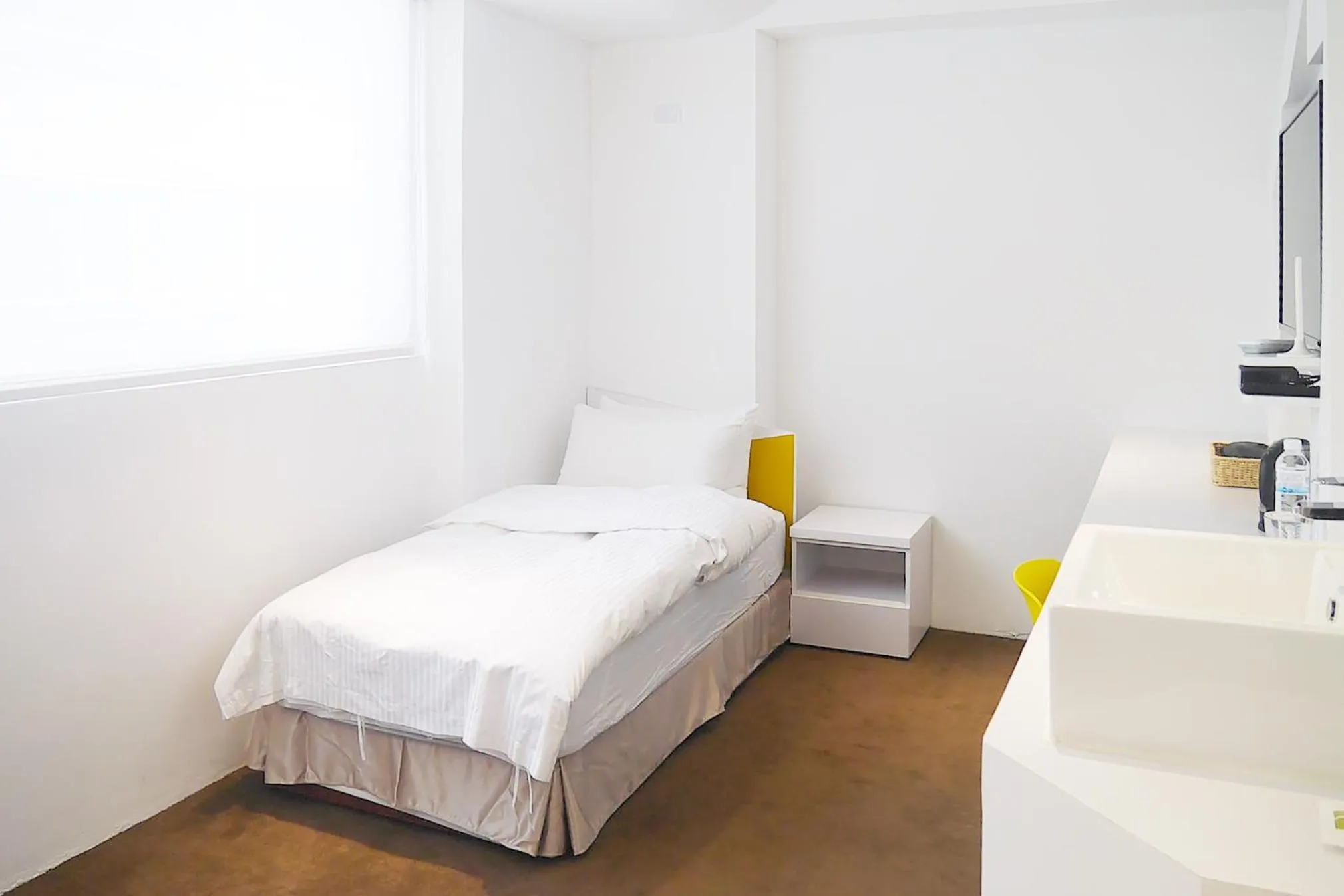 Bed in Time Flyer Hotel