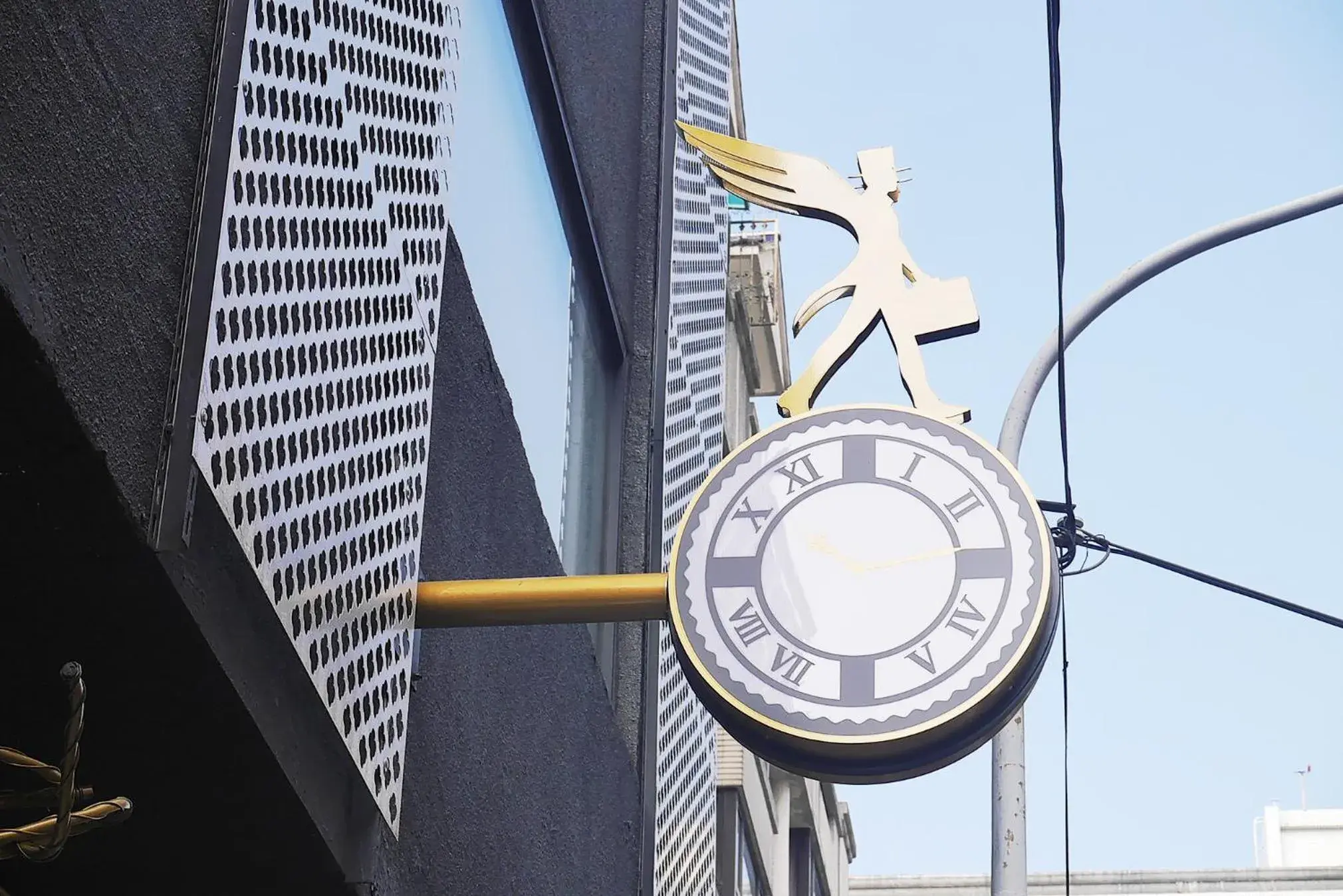 Property building in Time Flyer Hotel Property building in Time Flyer Hotel