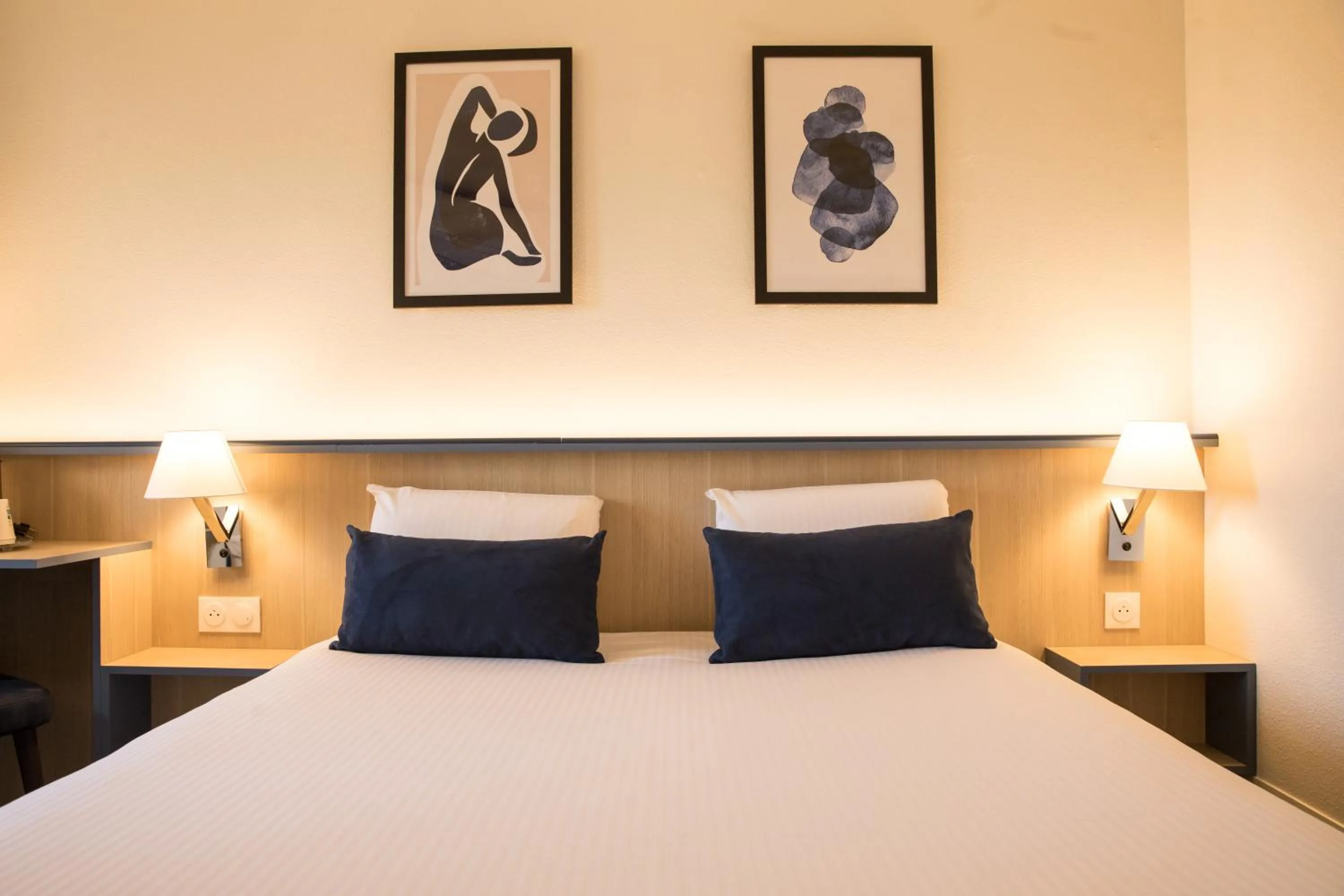 Bed in Kyriad Villefranche Sur Saone Porte du Beaujolais -Rénové-