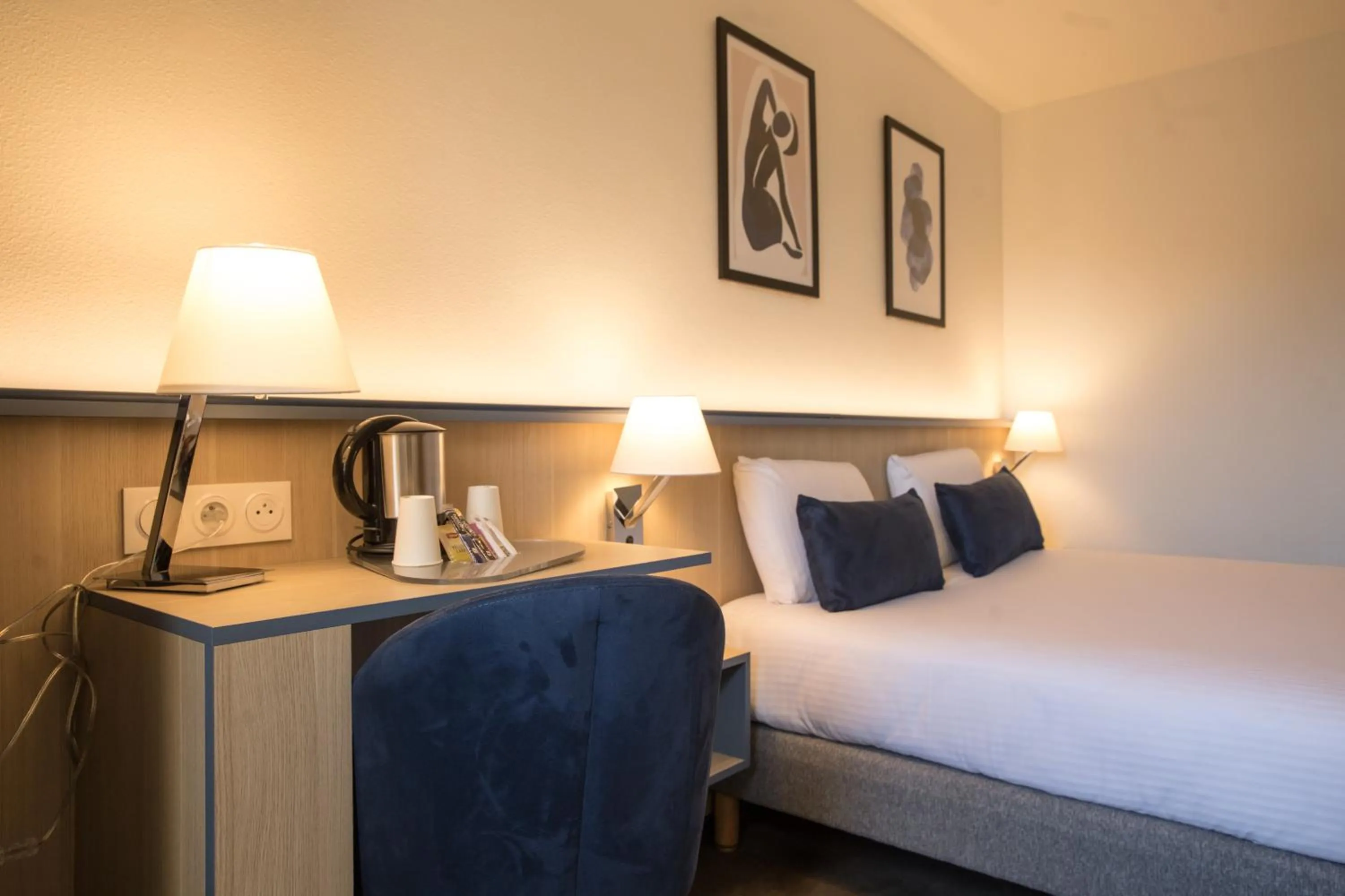 Bed in Kyriad Villefranche Sur Saone Porte du Beaujolais -Rénové-