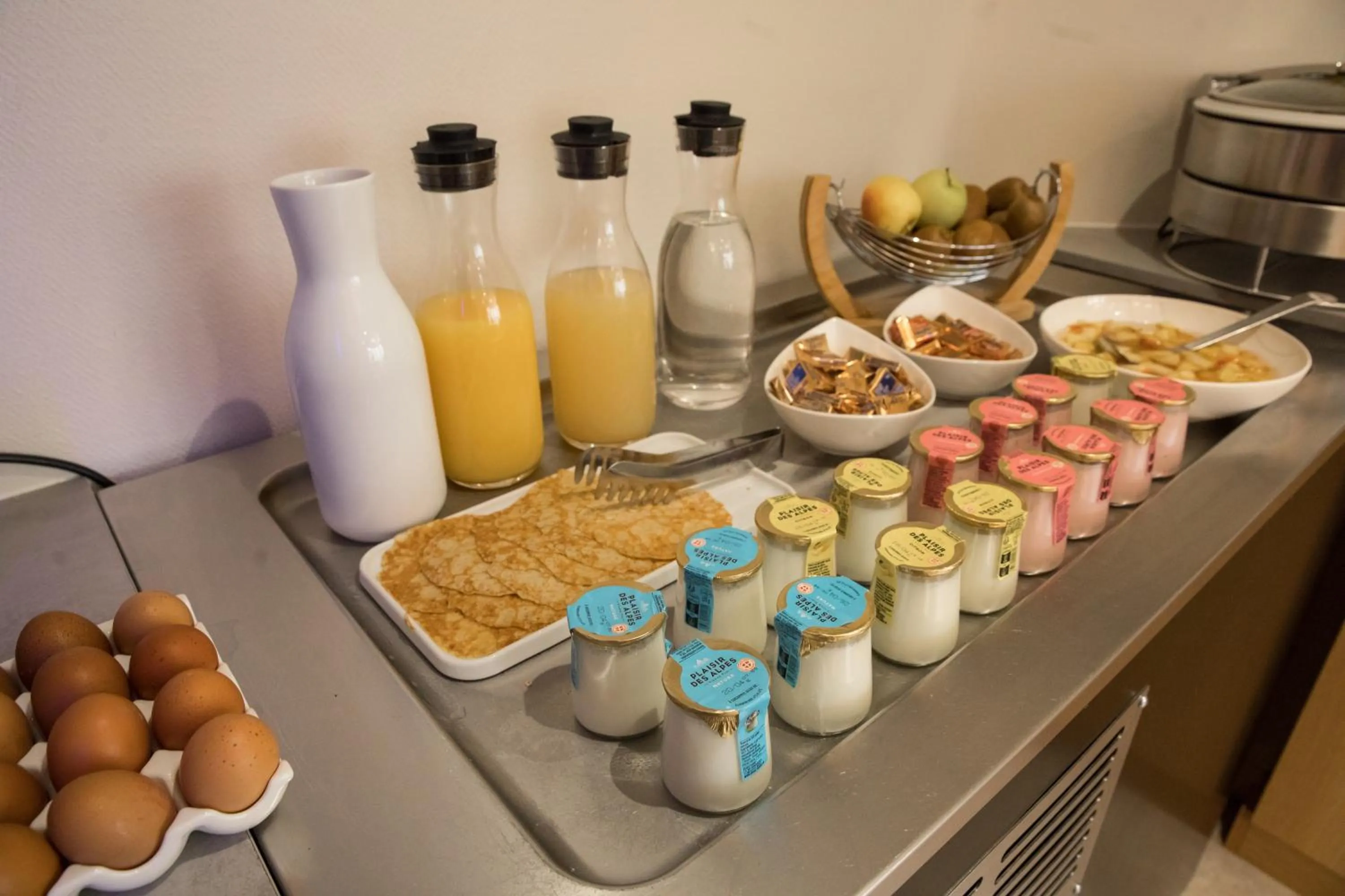 Breakfast in Kyriad Villefranche Sur Saone Porte du Beaujolais -Rénové-