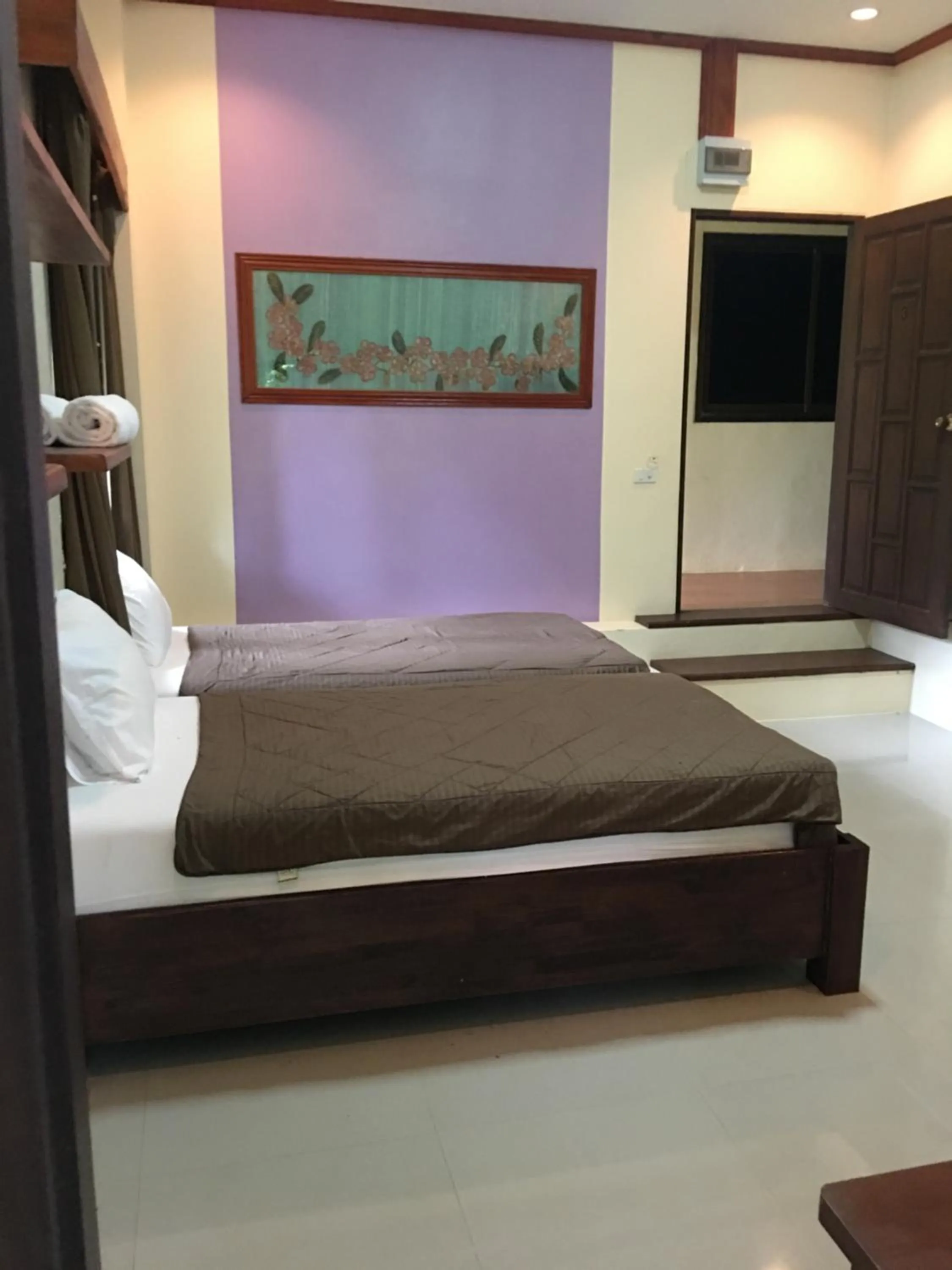 Bed in Buddha Raksa