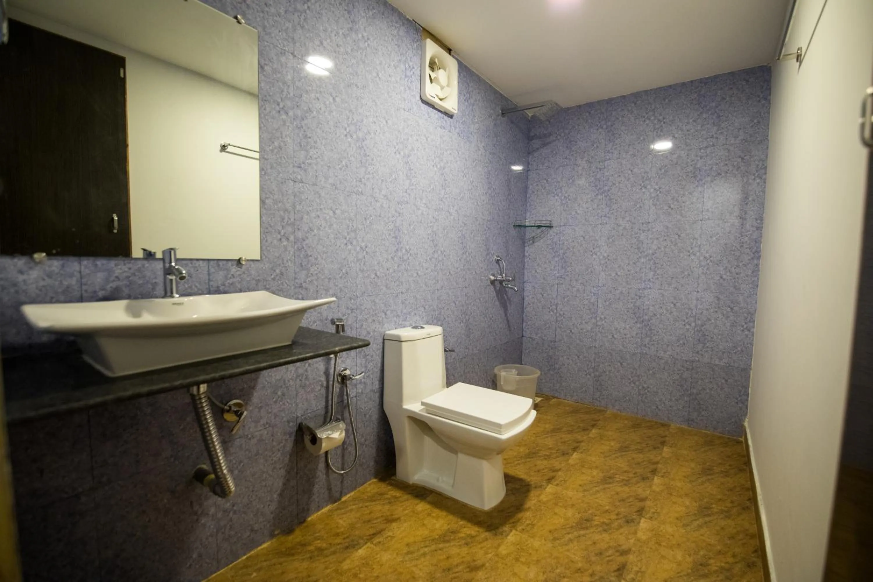 Bathroom in Treebo Lands End Beach Resort Morjim