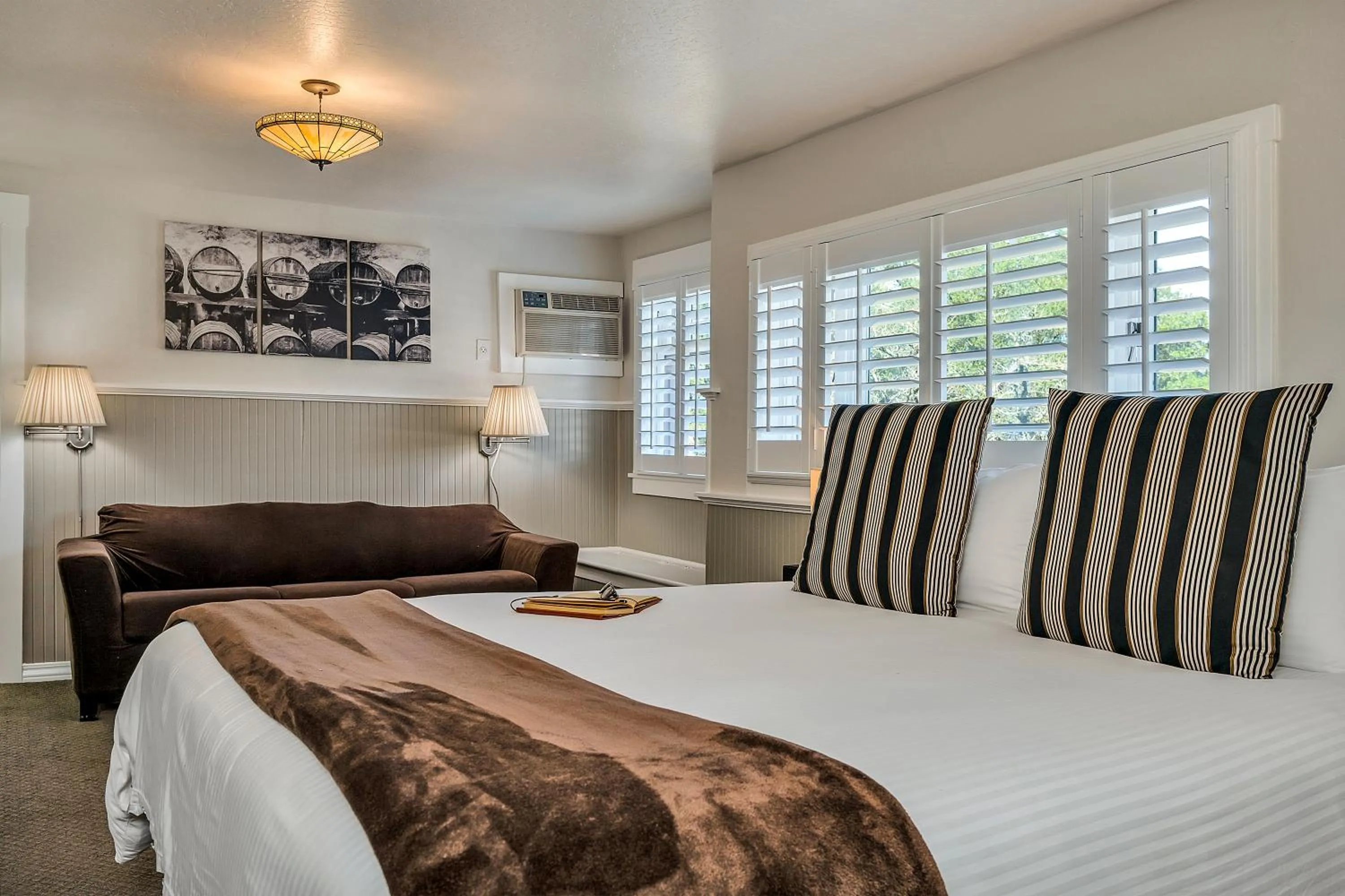 Bed in Craftsman Inn