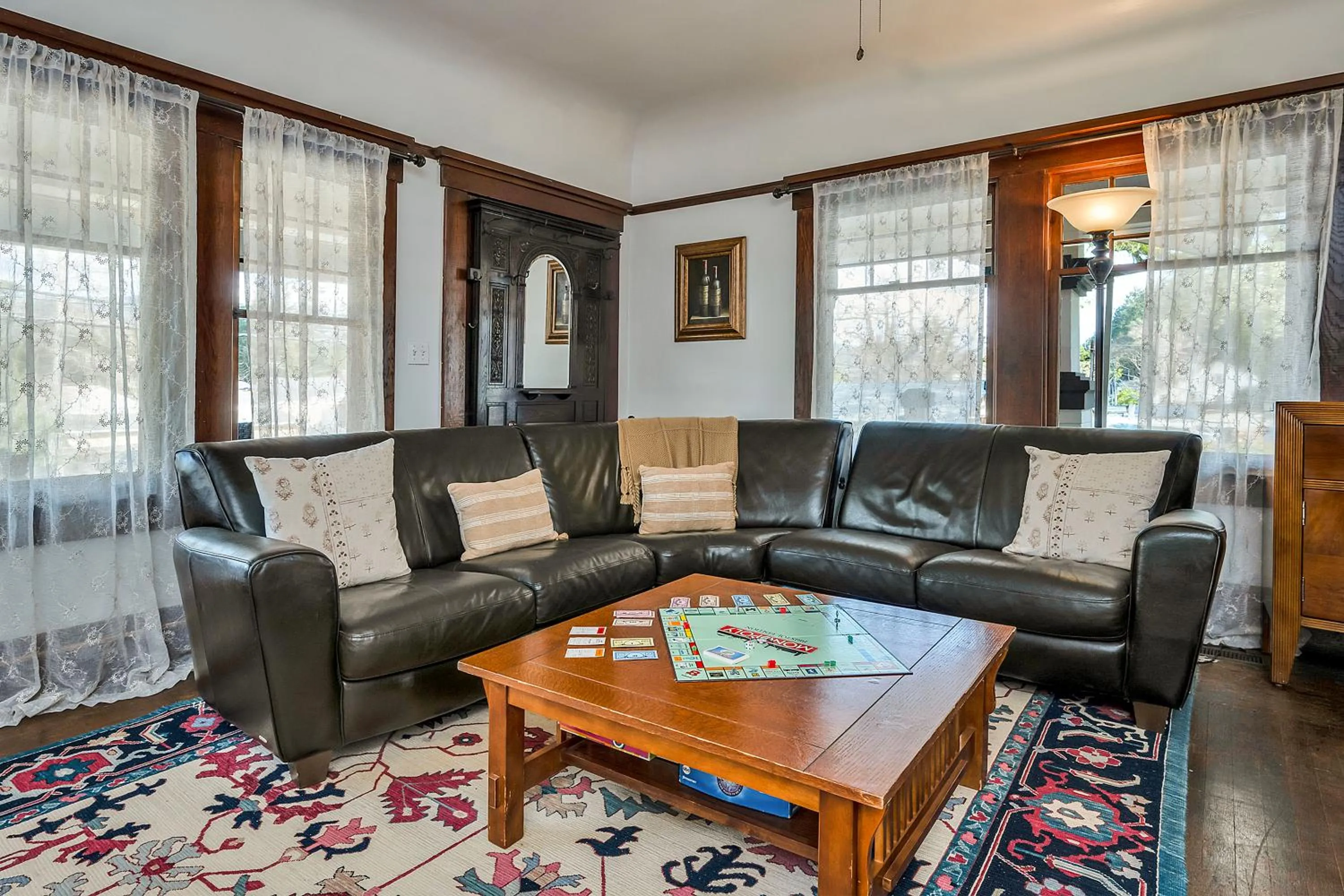 Living room in Craftsman Inn