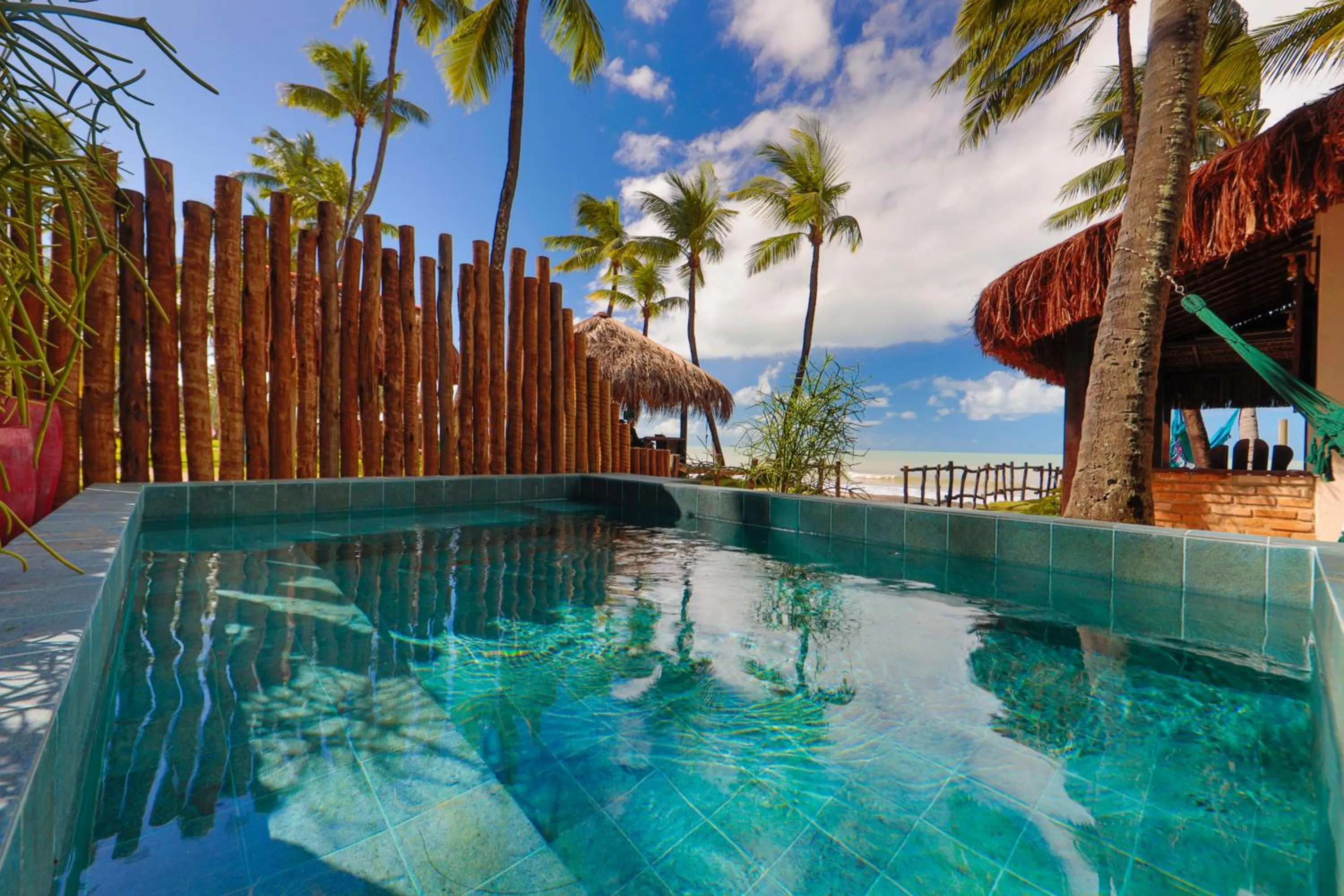 Pool view in Pousada Xalés de Maracaípe
