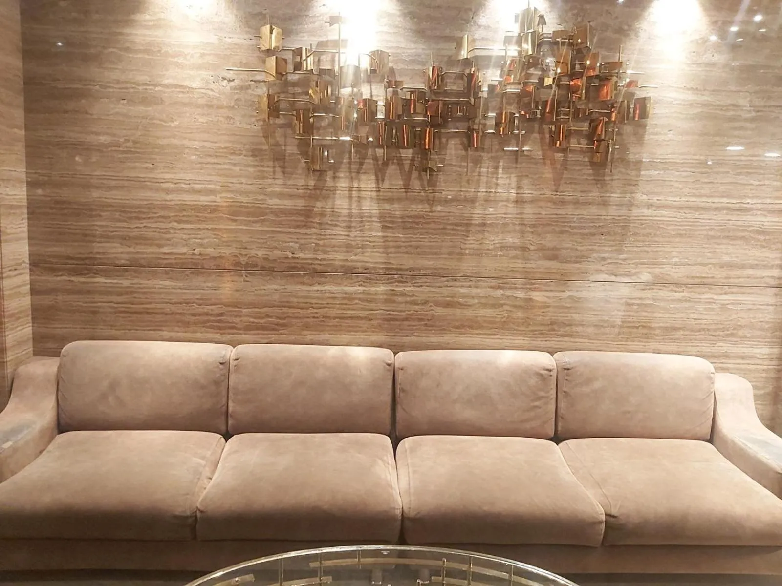 Seating area in Hotel Golden Palace