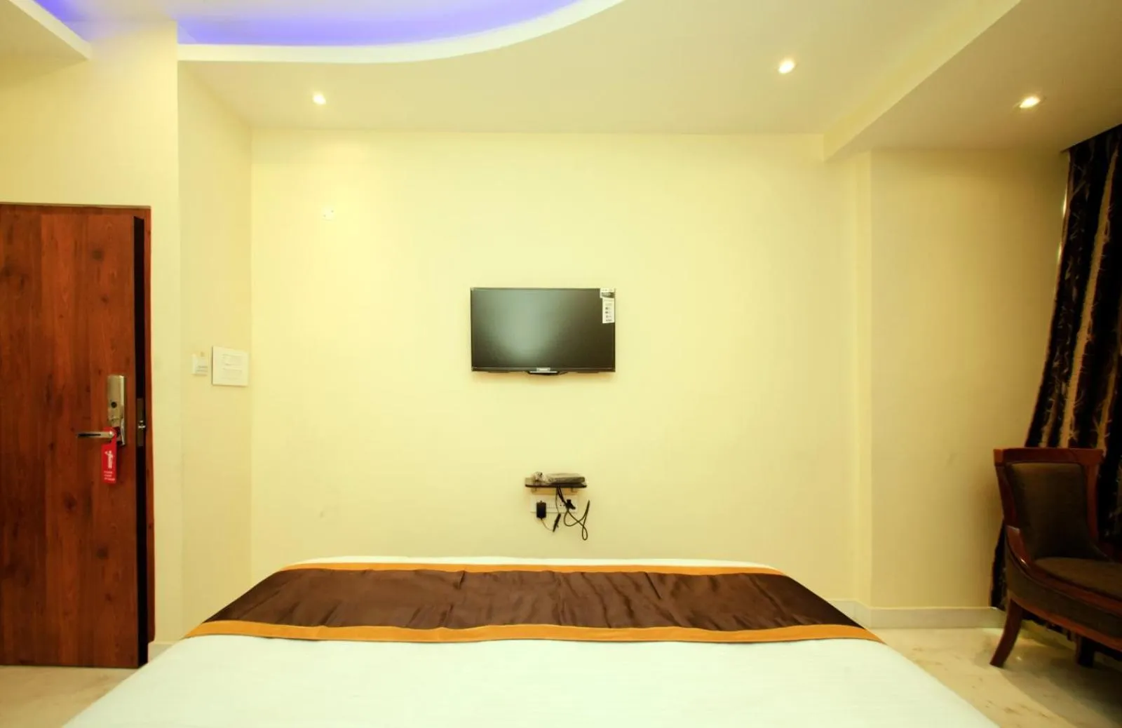 TV and multimedia, Bed in Hotel Golden Palace