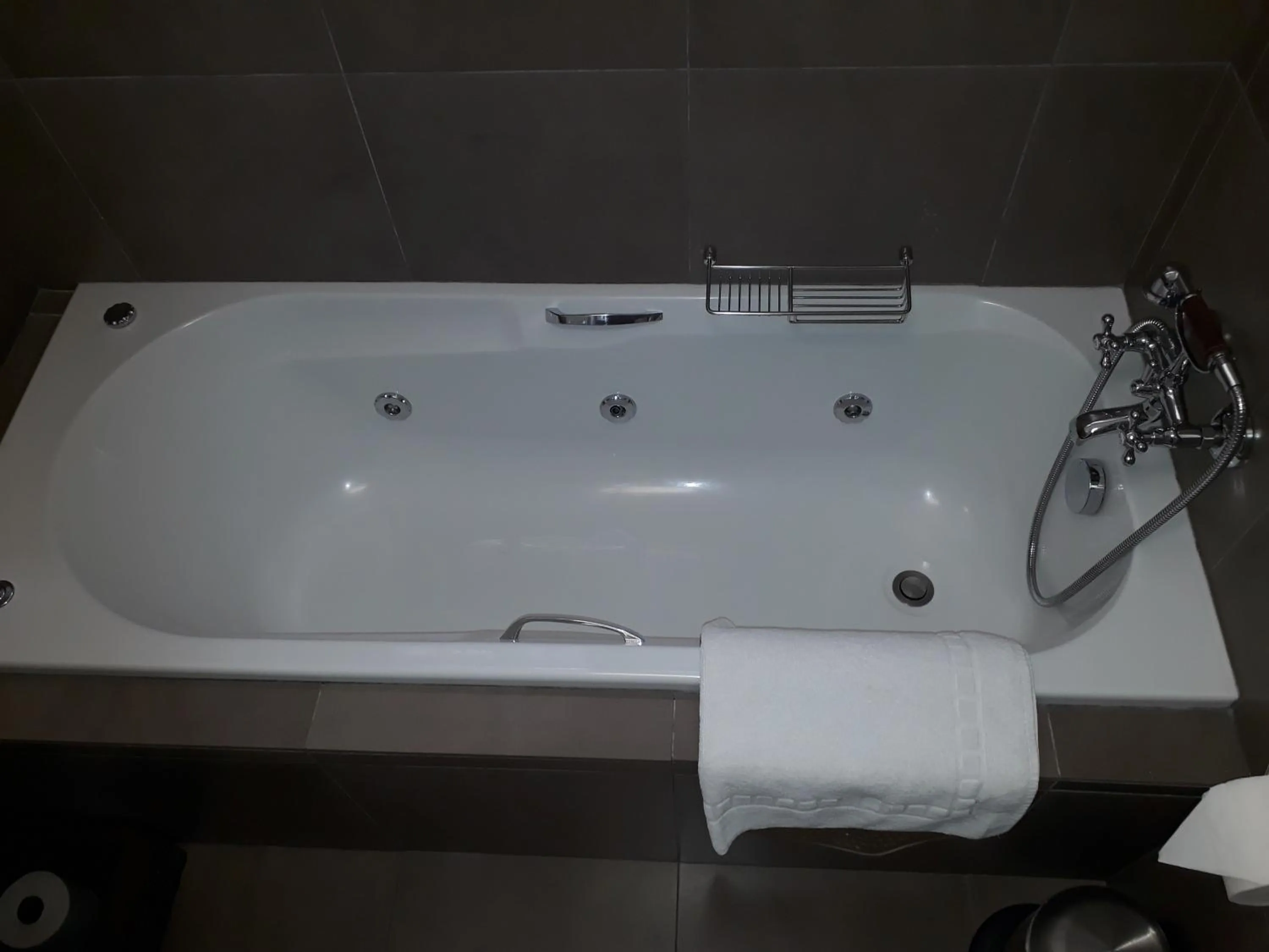 Bath in Paradiso Guesthouse & Self-catering Cottage