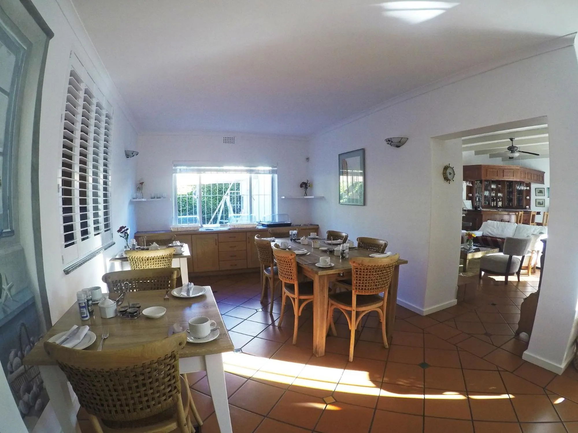 Breakfast in Paradiso Guesthouse & Self-catering Cottage