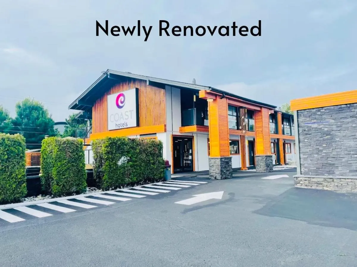 Property building in Coast Courtenay Hotel