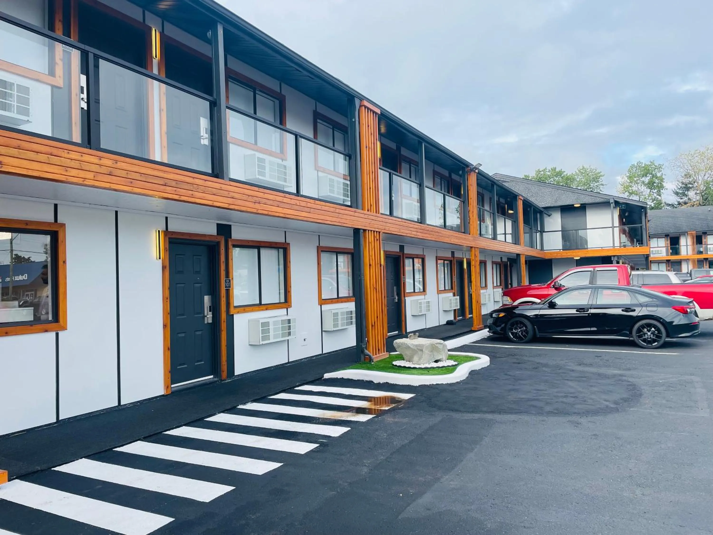 Property building in Coast Courtenay Hotel