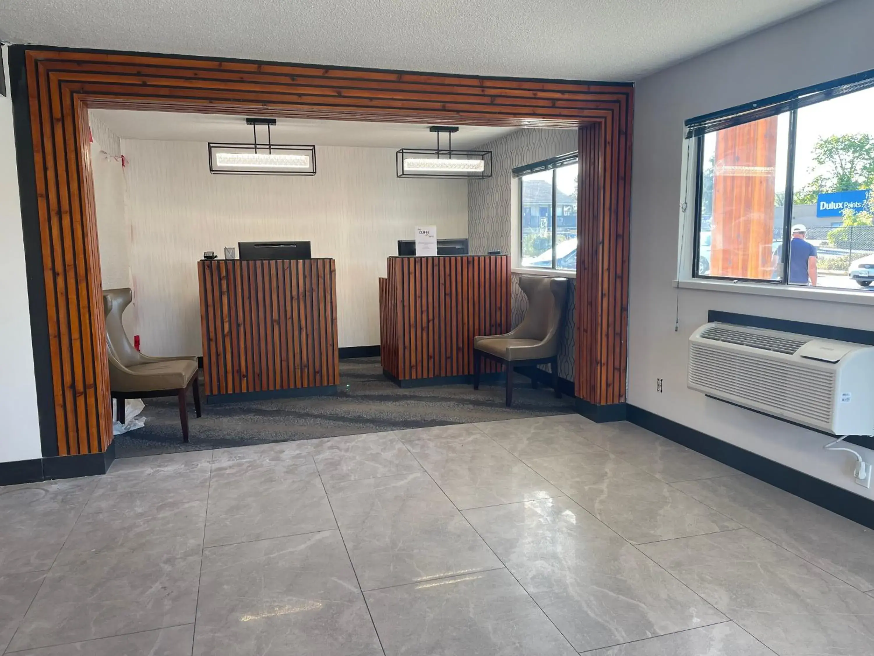 Property building, Seating Area in Travelodge by Wyndham Courtenay BC