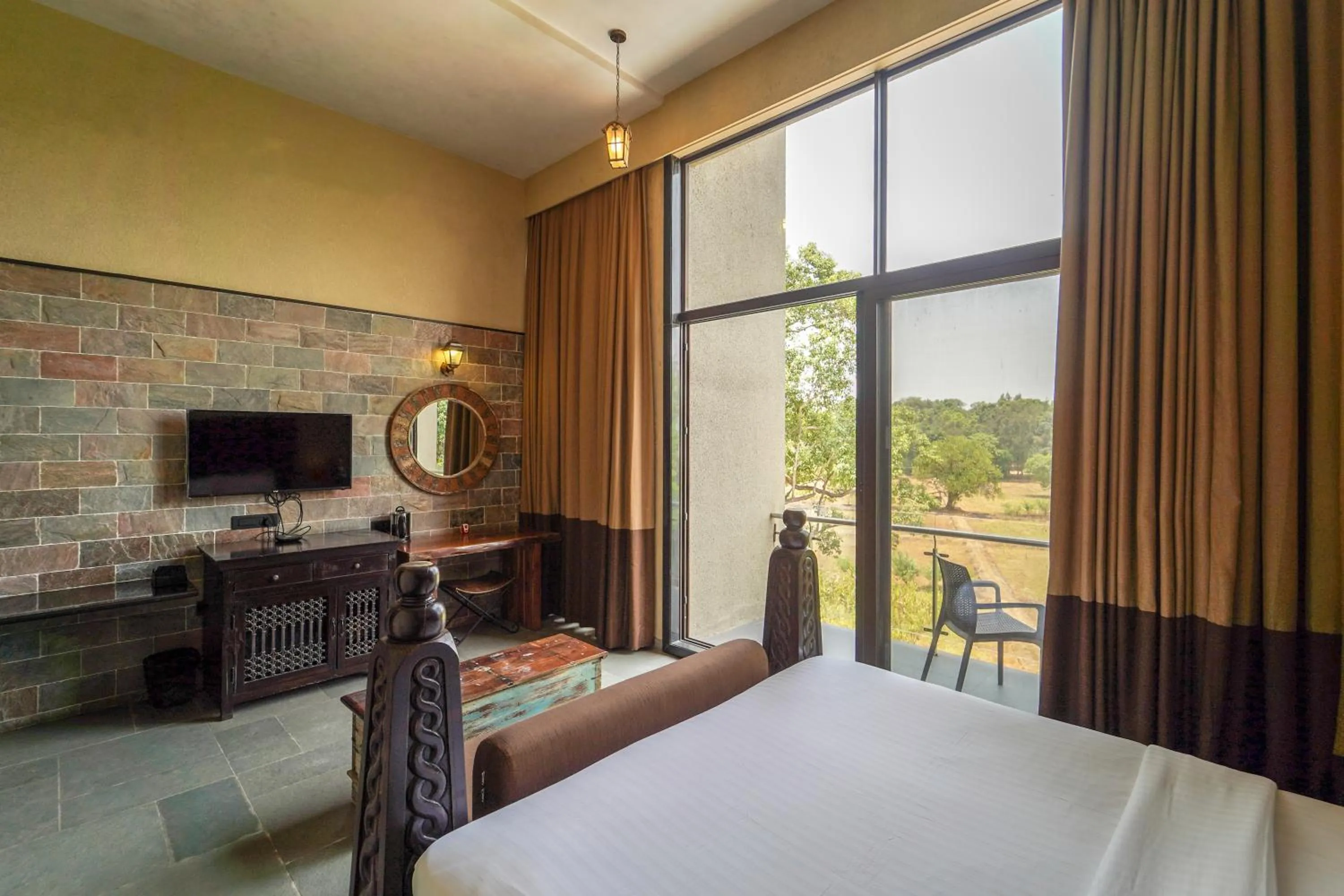 Photo of the whole room, Bed in Triose Boutique Hotel Lonavala