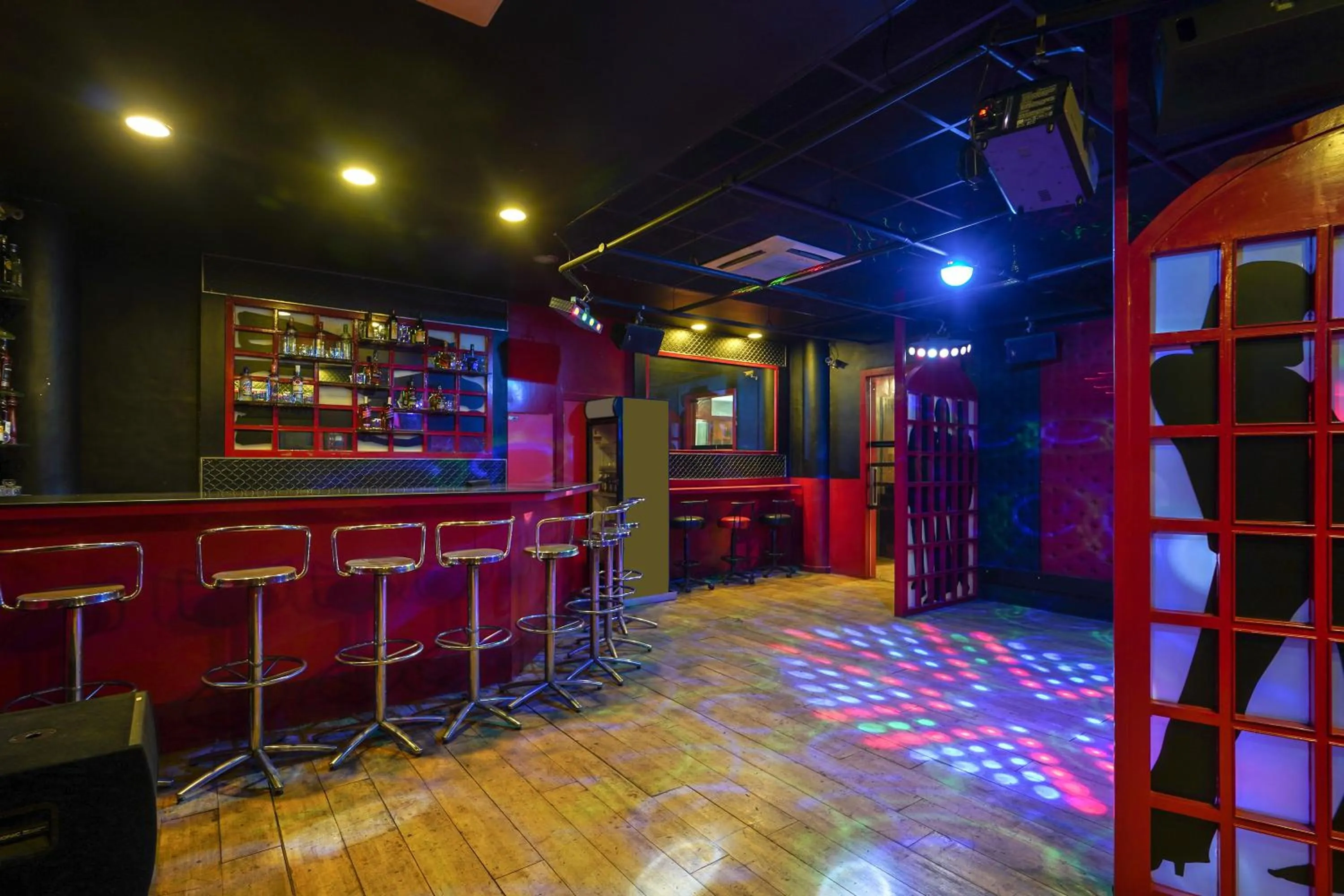 Nightclub / DJ in Triose Boutique Hotel Lonavala