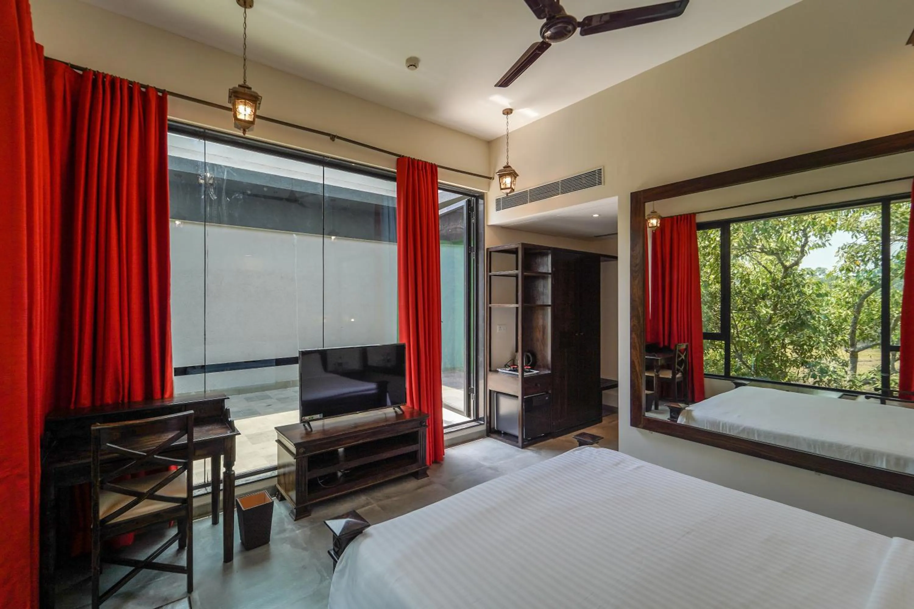 Photo of the whole room, Bed in Triose Boutique Hotel Lonavala