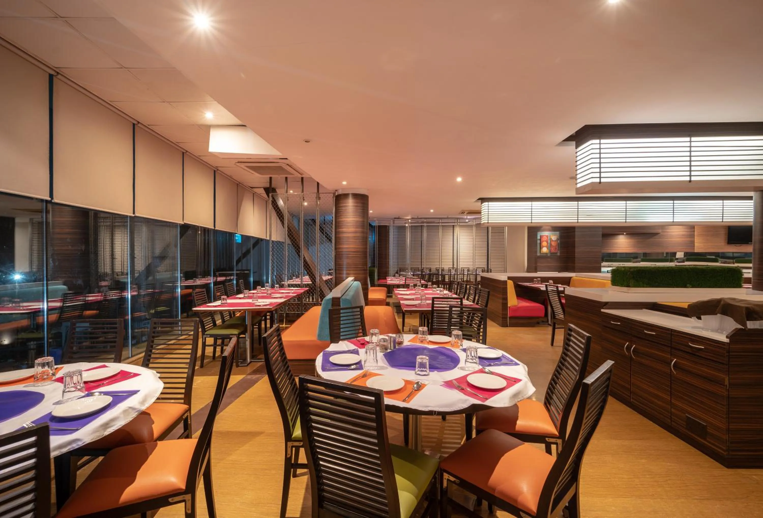 Restaurant/places to eat in Triose Boutique Hotel Lonavala