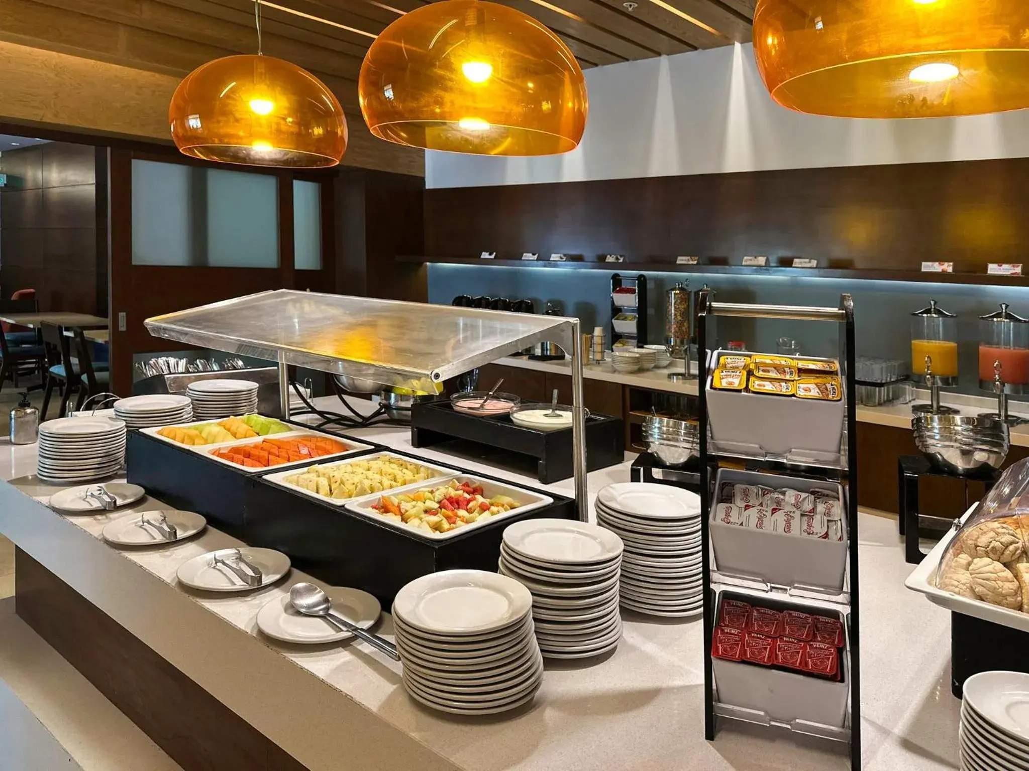Restaurant/places to eat in Holiday Inn Express Mérida by IHG Restaurant/places to eat in Holiday Inn Express Mérida by IHG