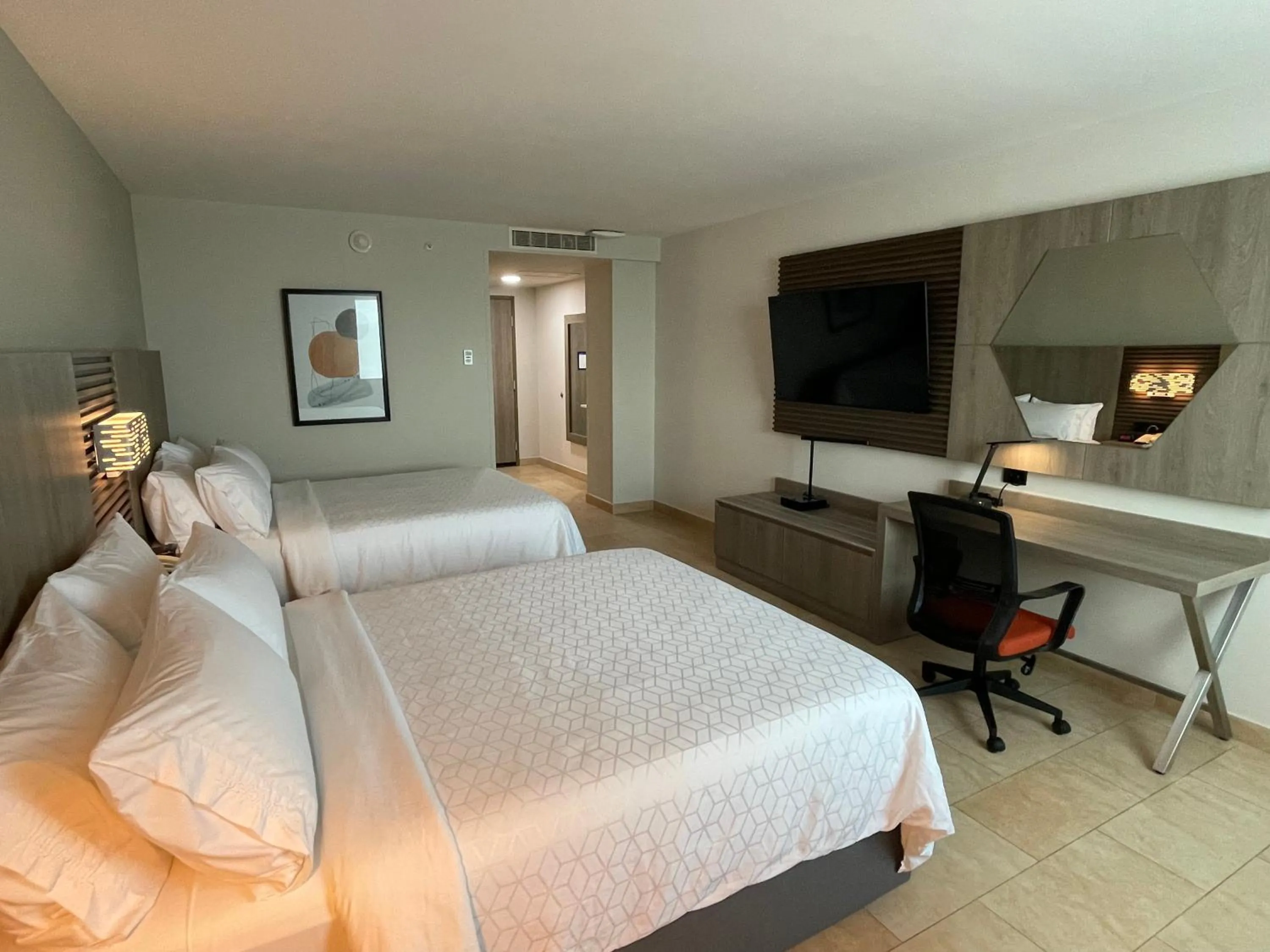 Bedroom, Bed in Holiday Inn Express Mérida by IHG