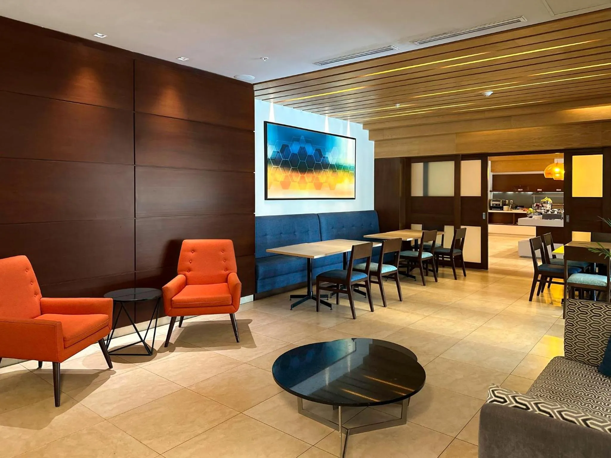 Breakfast in Holiday Inn Express Mérida by IHG