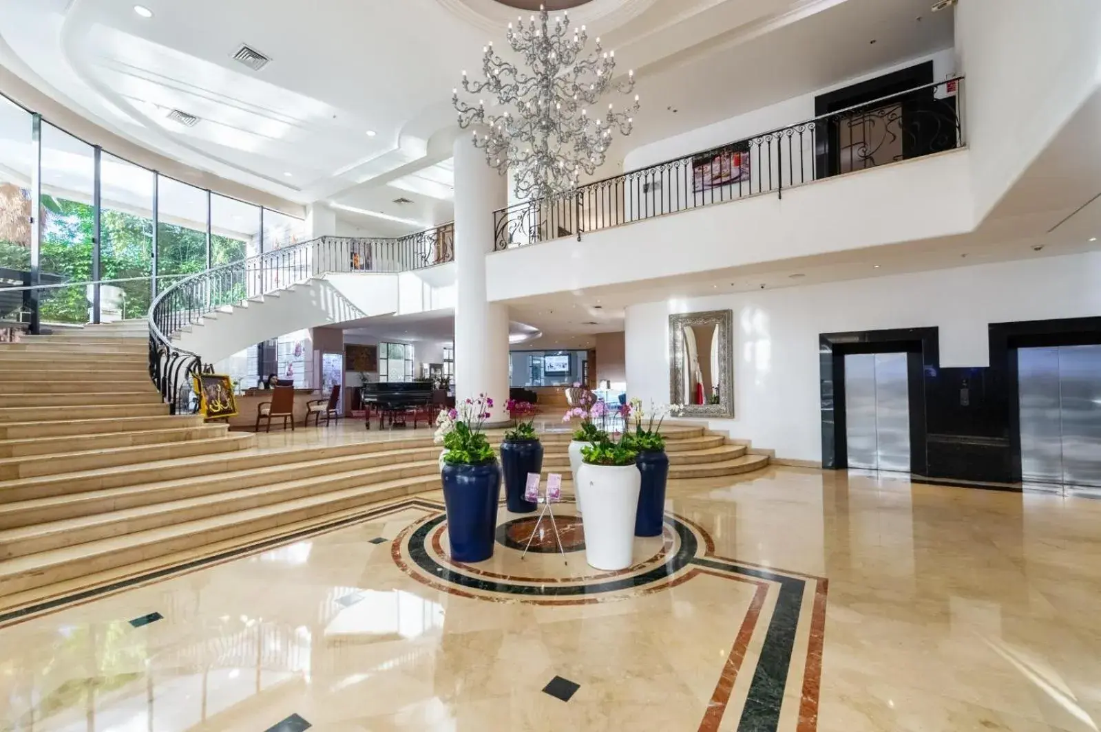 Property building in Hotel Dann Carlton Medellín Property building in Hotel Dann Carlton Medellín