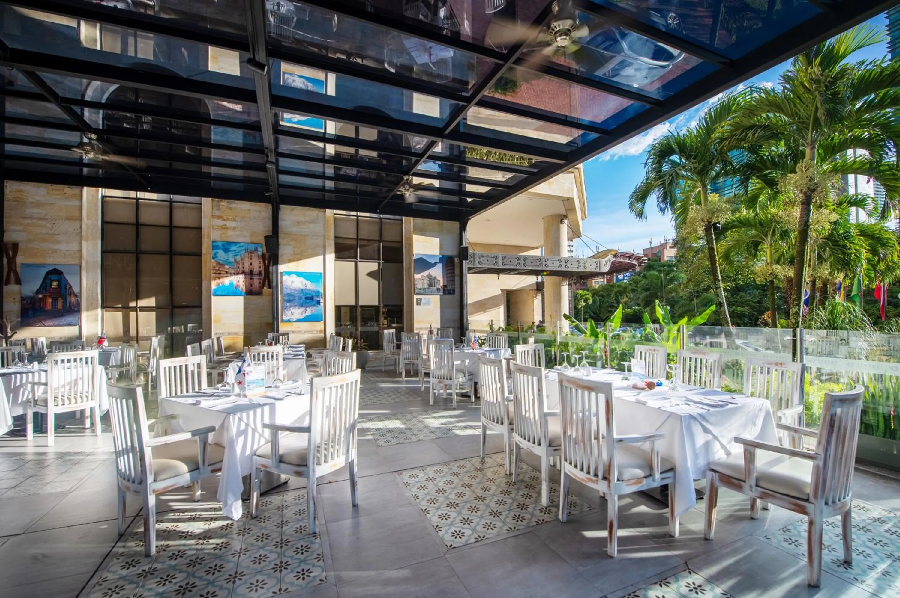 Restaurant/places to eat in Hotel Dann Carlton Medellín