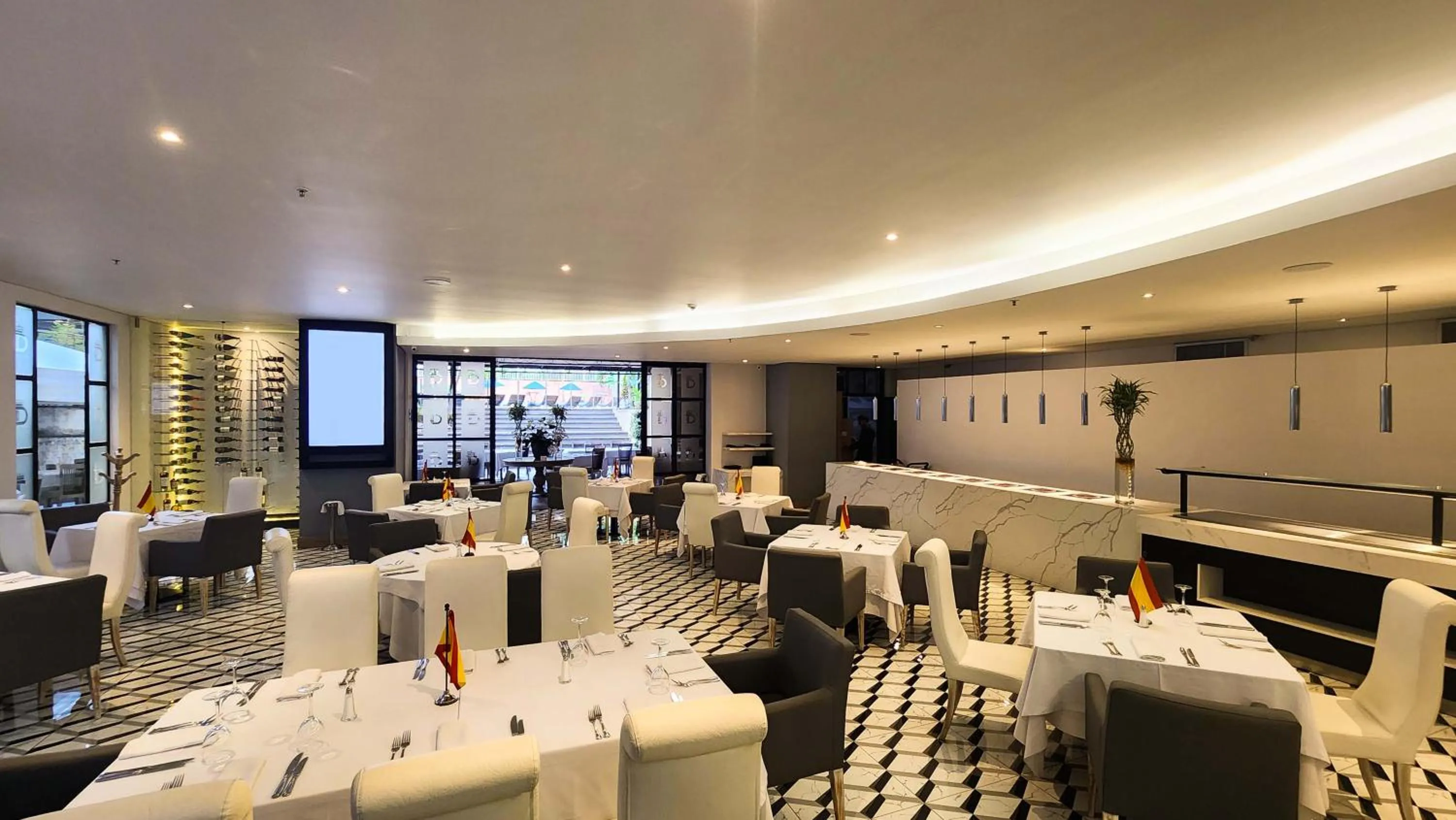 Restaurant/places to eat in Hotel Dann Carlton Medellín