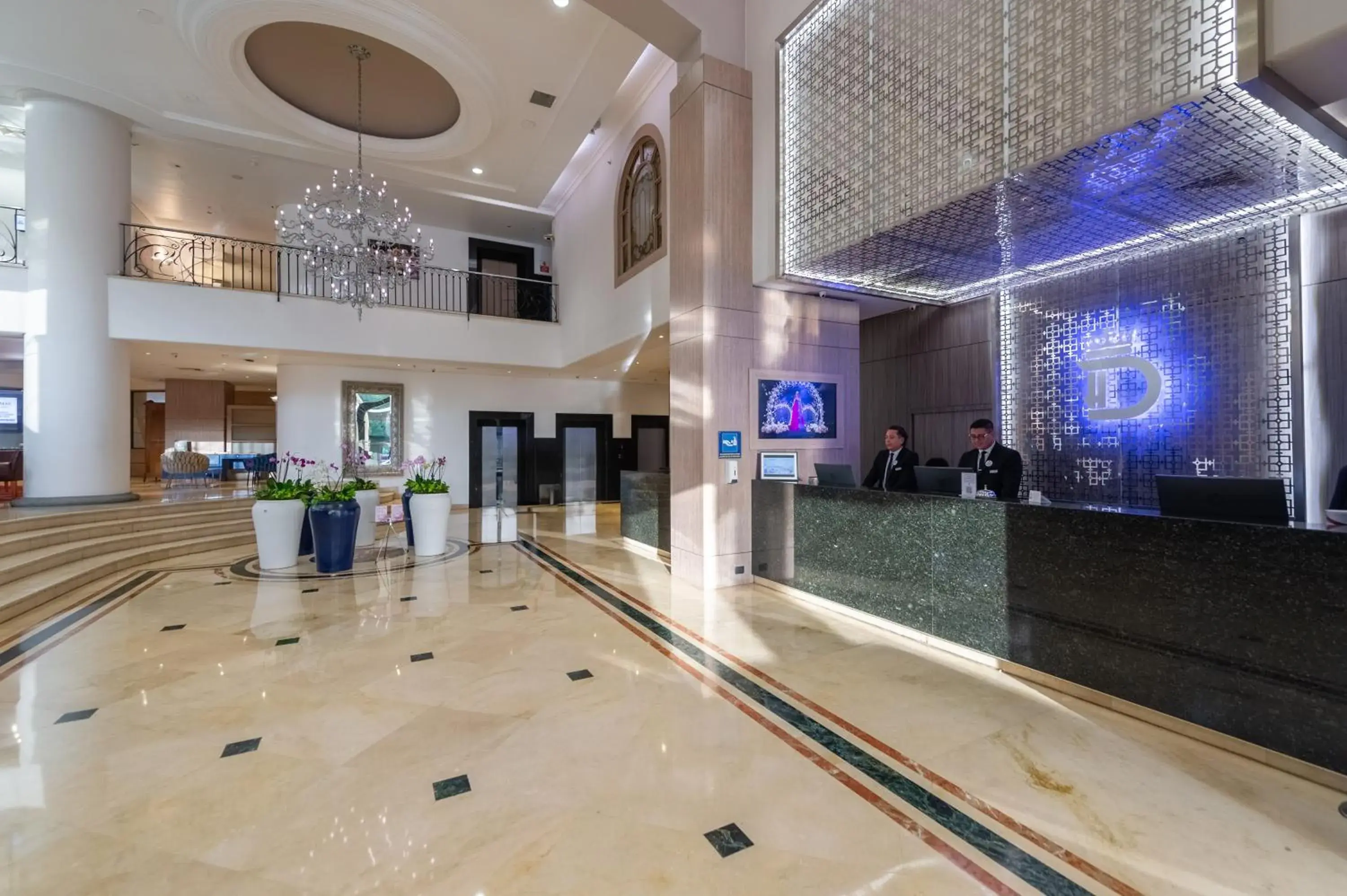 Lobby or reception in Hotel Dann Carlton Medellín Lobby or reception in Hotel Dann Carlton Medellín