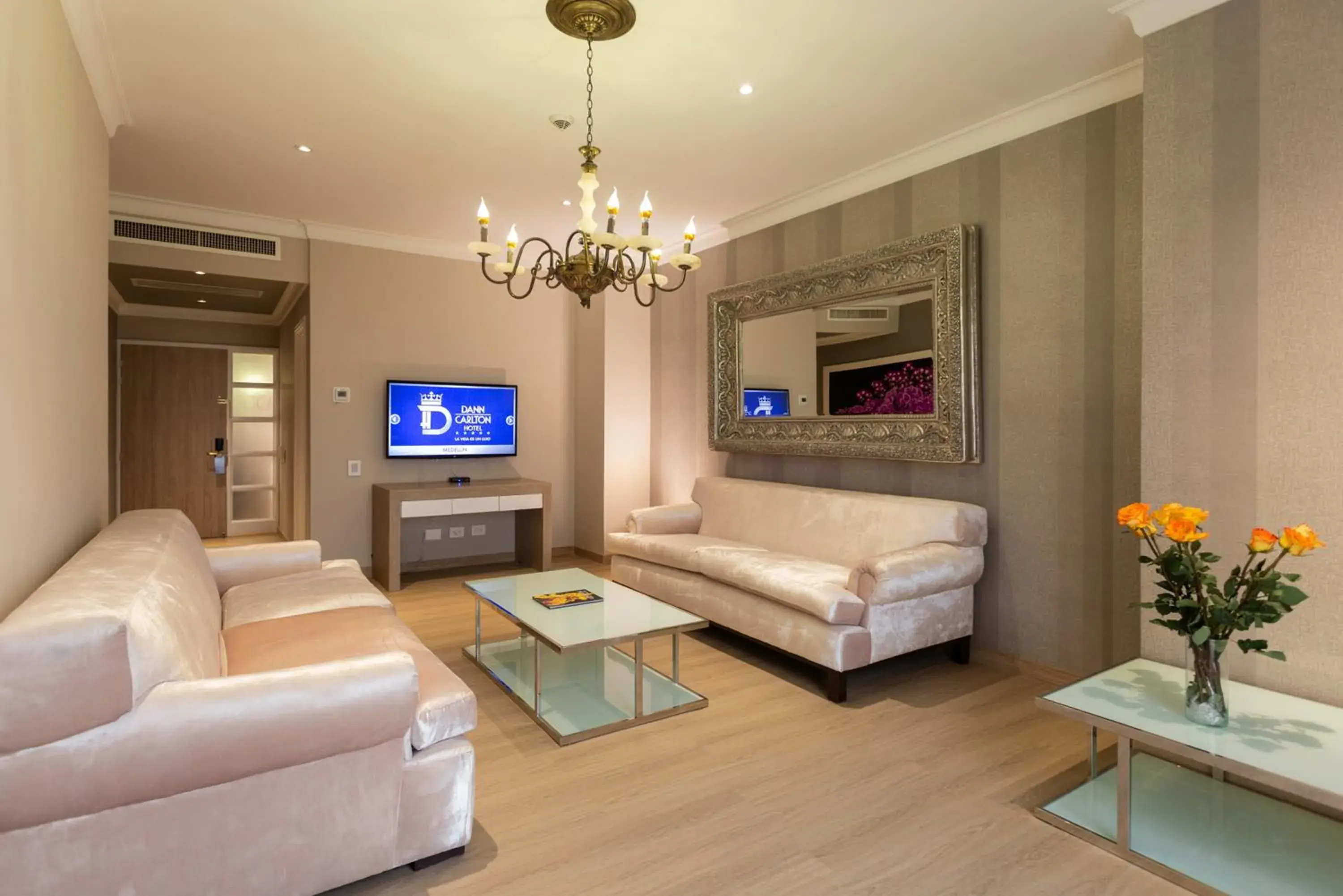 Living room in Hotel Dann Carlton Medellín Living room in Hotel Dann Carlton Medellín