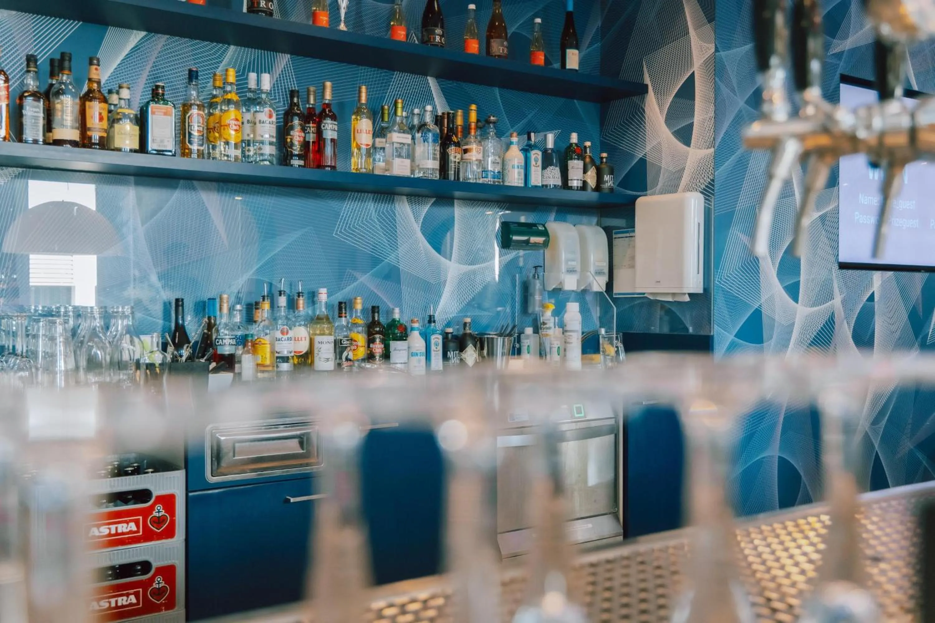 Lounge or bar in Prize by Radisson, Hamburg St Pauli