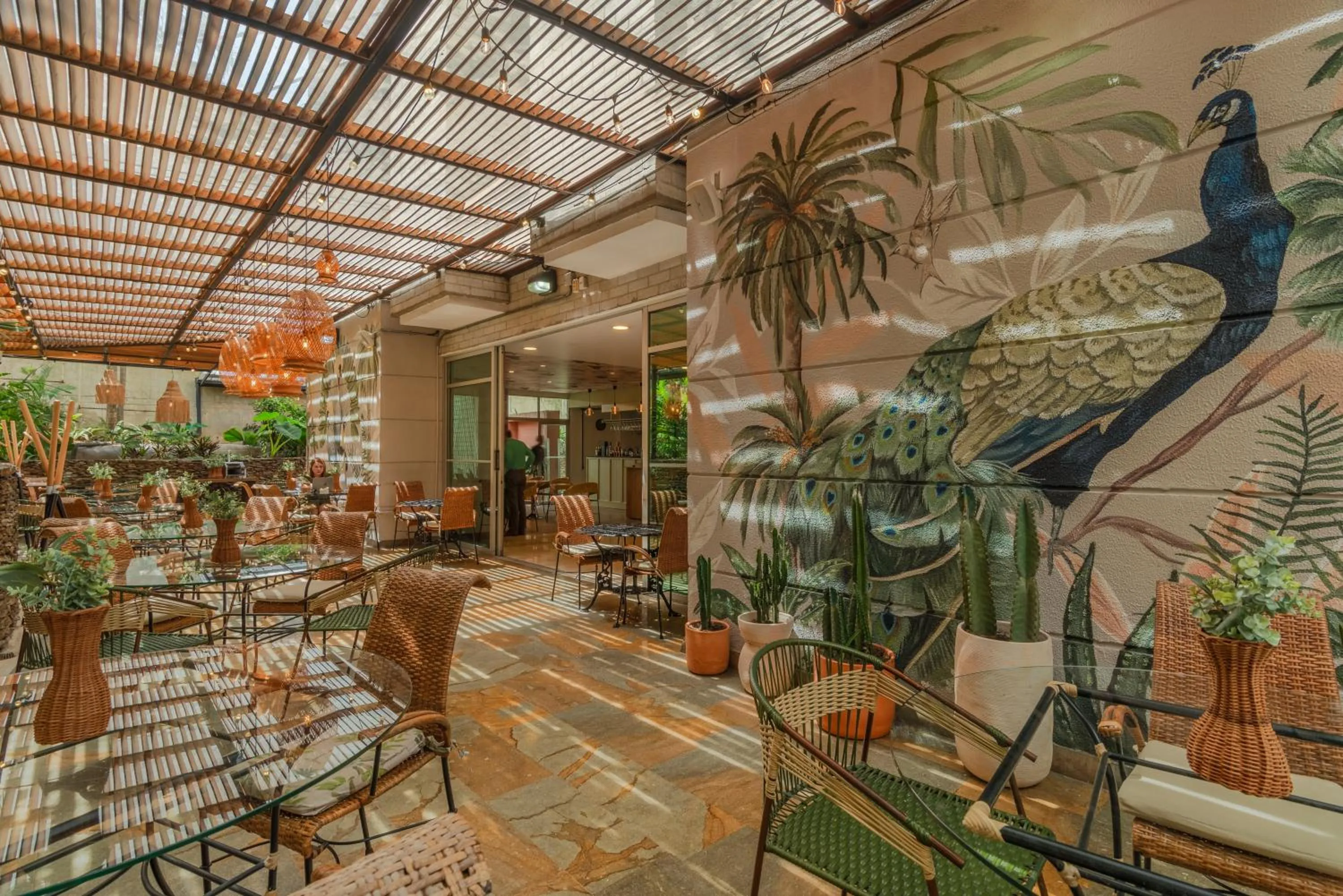 Restaurant/places to eat in Hotel Poblado Alejandria