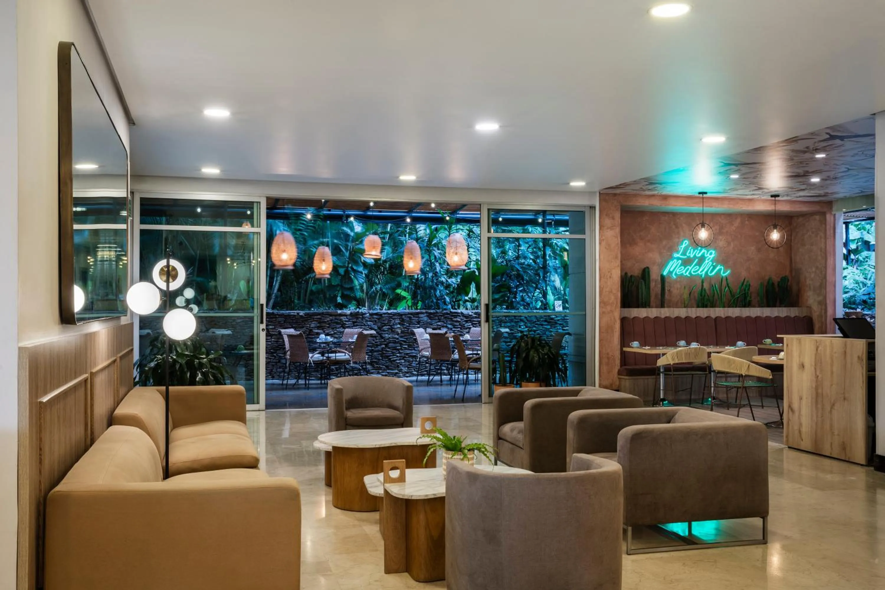 Seating area in Hotel Poblado Alejandria