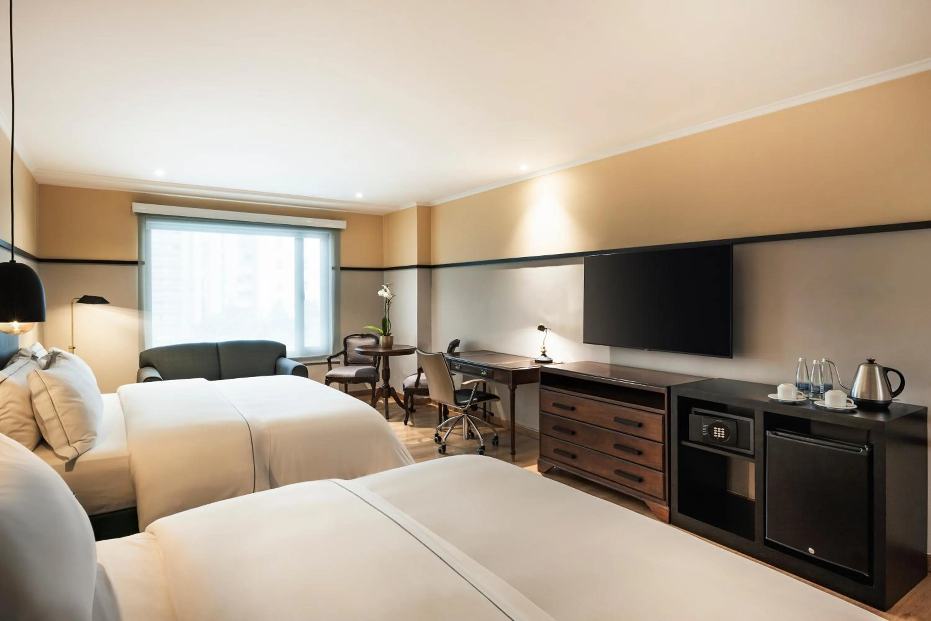 Bed in Hotel Poblado Plaza