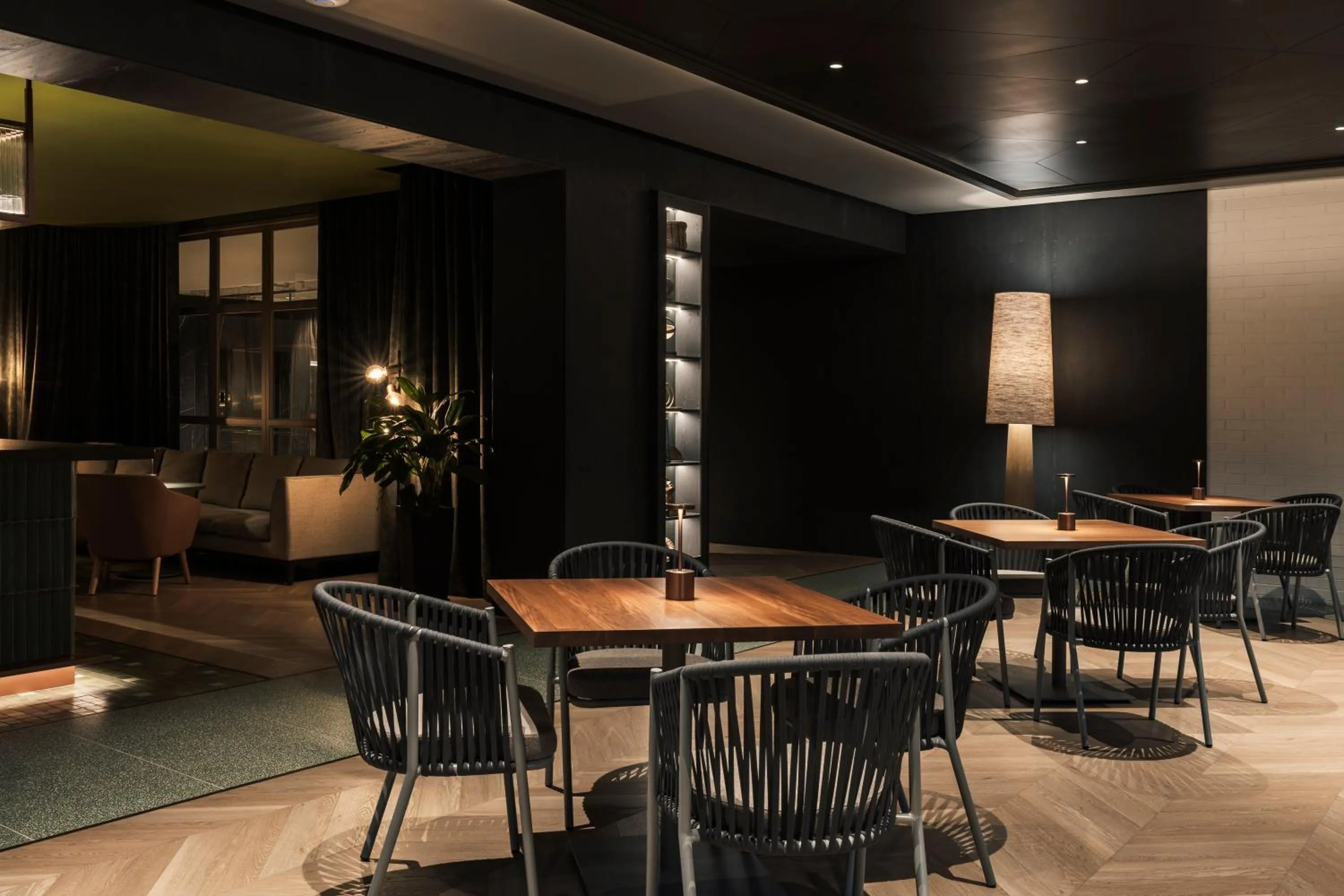 Restaurant/places to eat in Hotel Poblado Plaza