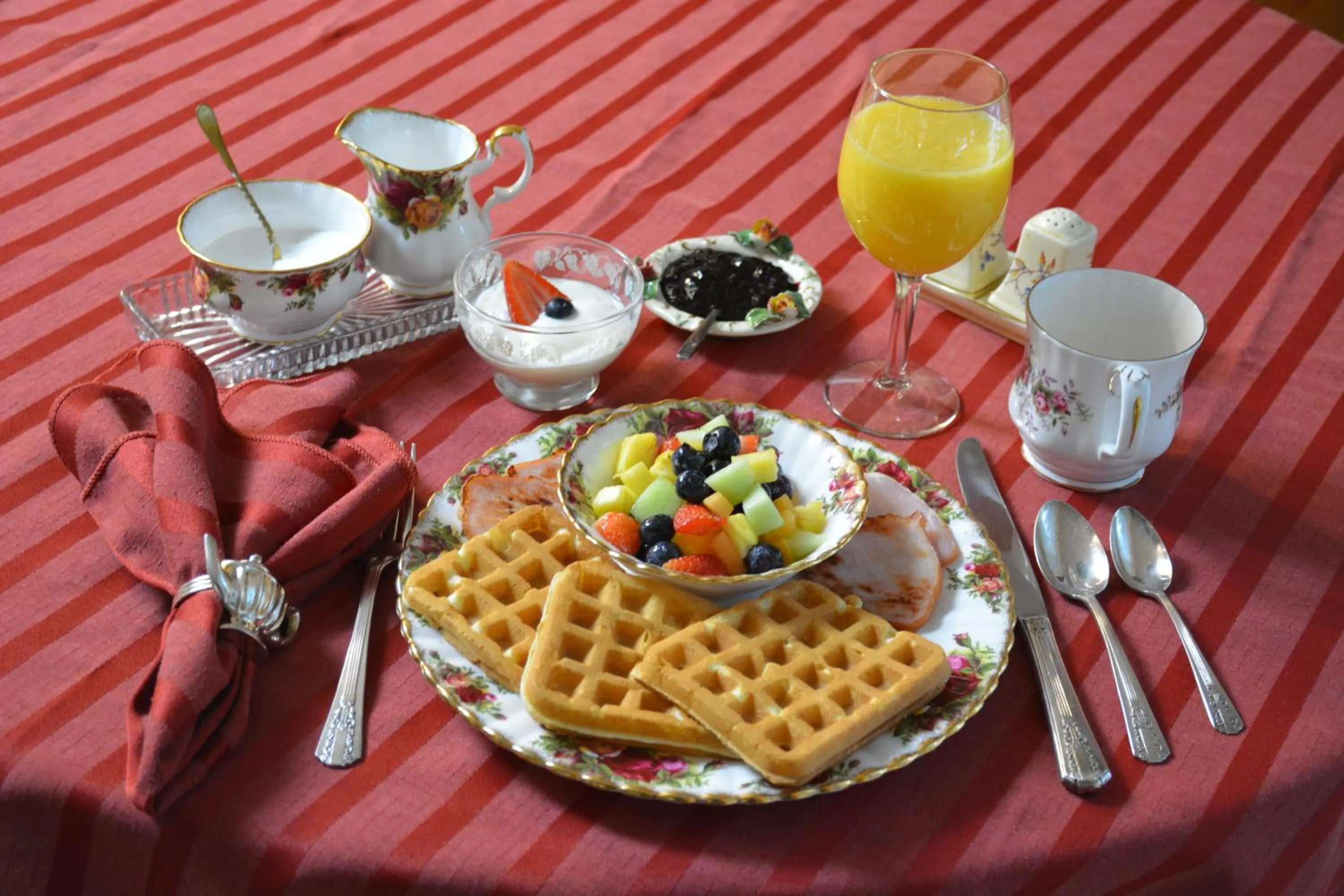 Breakfast in Tea Cozy Bed & Breakfast