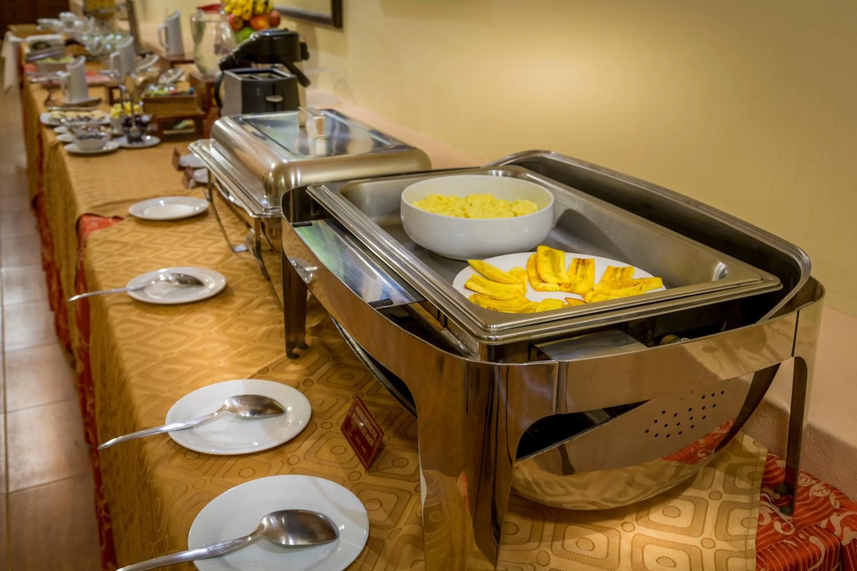 Food and drinks in El Virrey Boutique