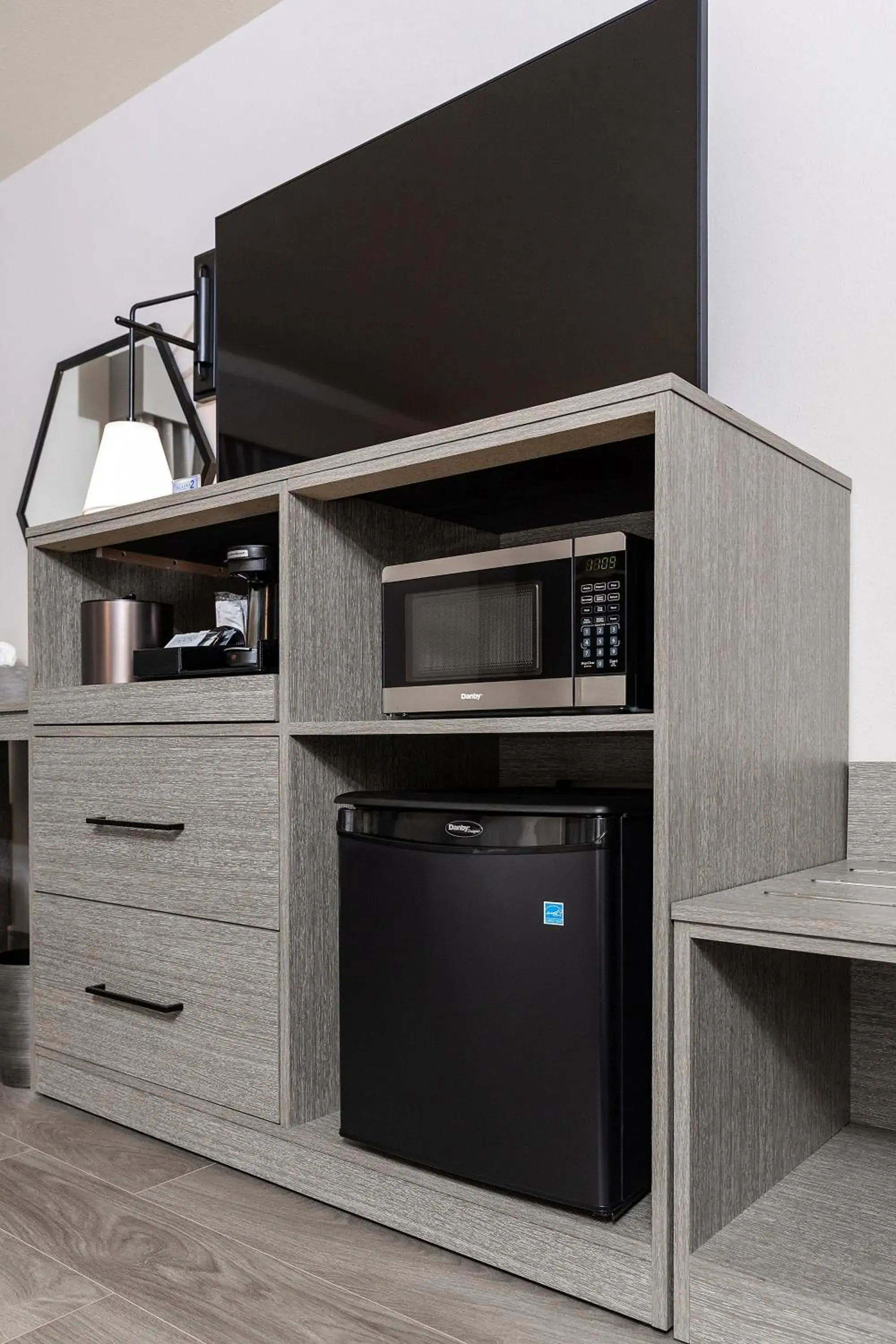 Queen Room with Two Queen Beds in Grande Denali Lodge Queen Room with Two Queen Beds in Grande Denali Lodge