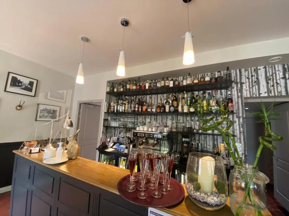 Dining area in Auberge du Chasseur