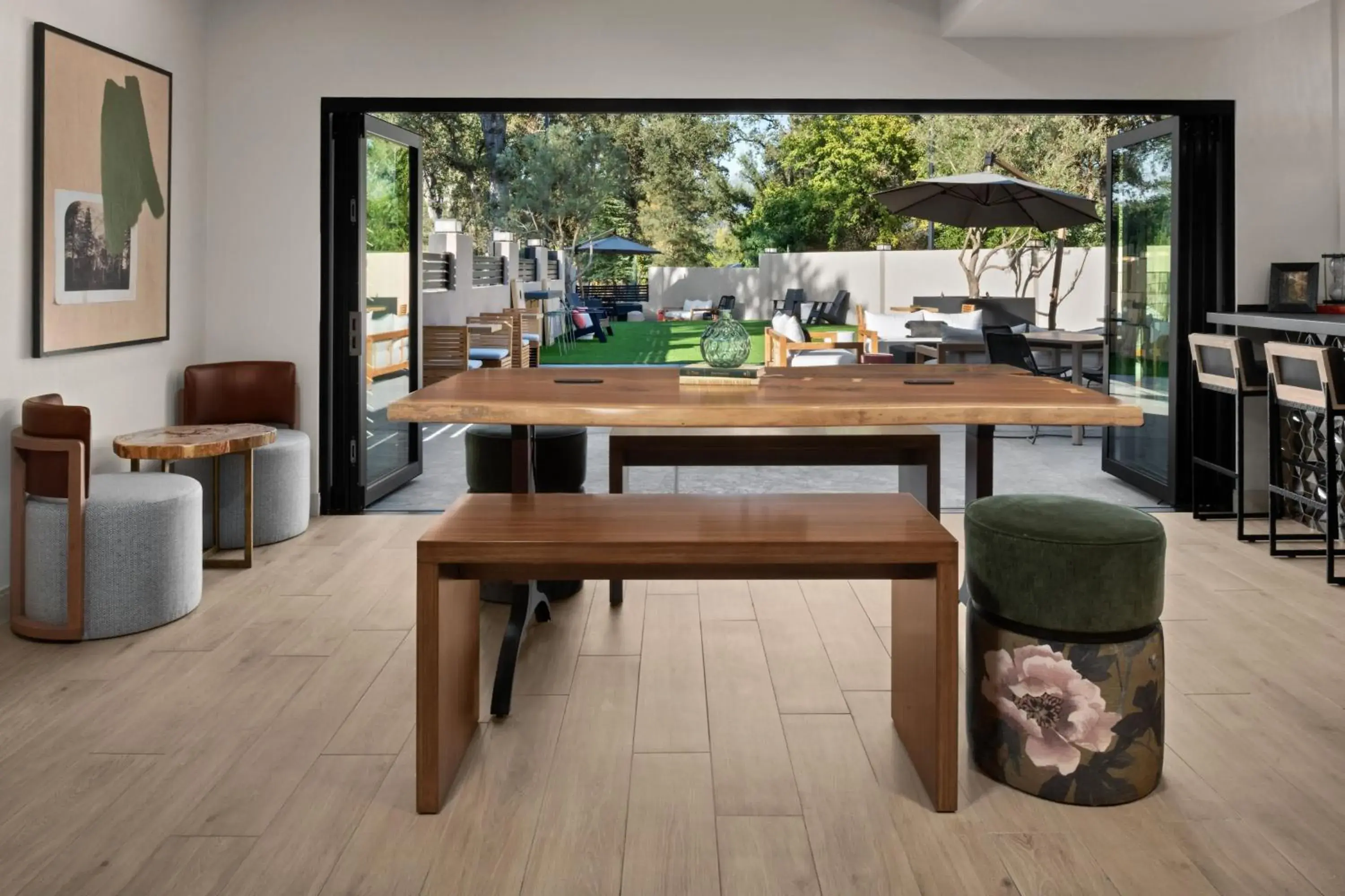 Restaurant/places to eat in The Inelle, Oakhurst Yosemite, a Tribute Portfolio Hotel Restaurant/places to eat in The Inelle, Oakhurst Yosemite, a Tribute Portfolio Hotel