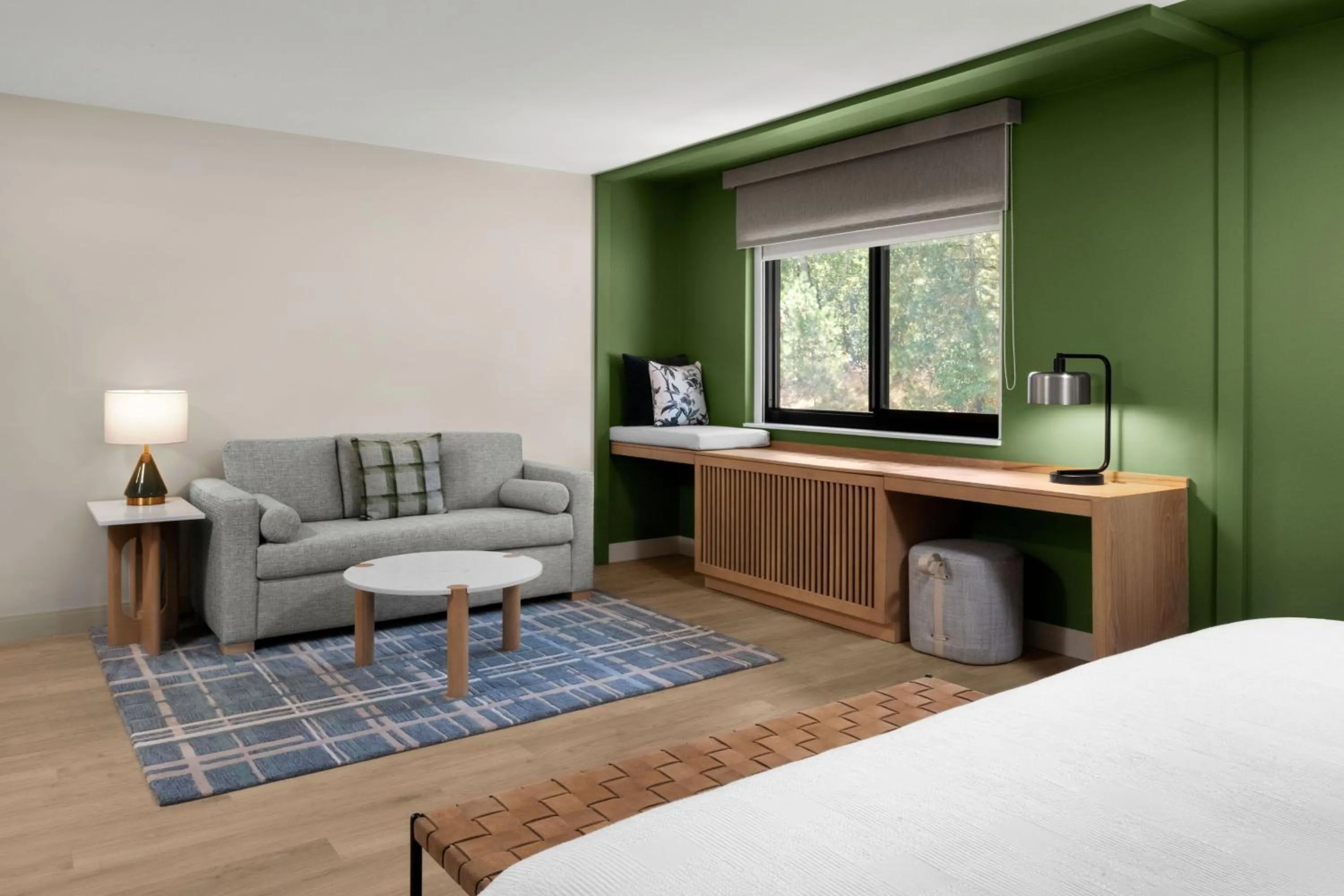 Bedroom, Bed in The Inelle, Oakhurst Yosemite, a Tribute Portfolio Hotel