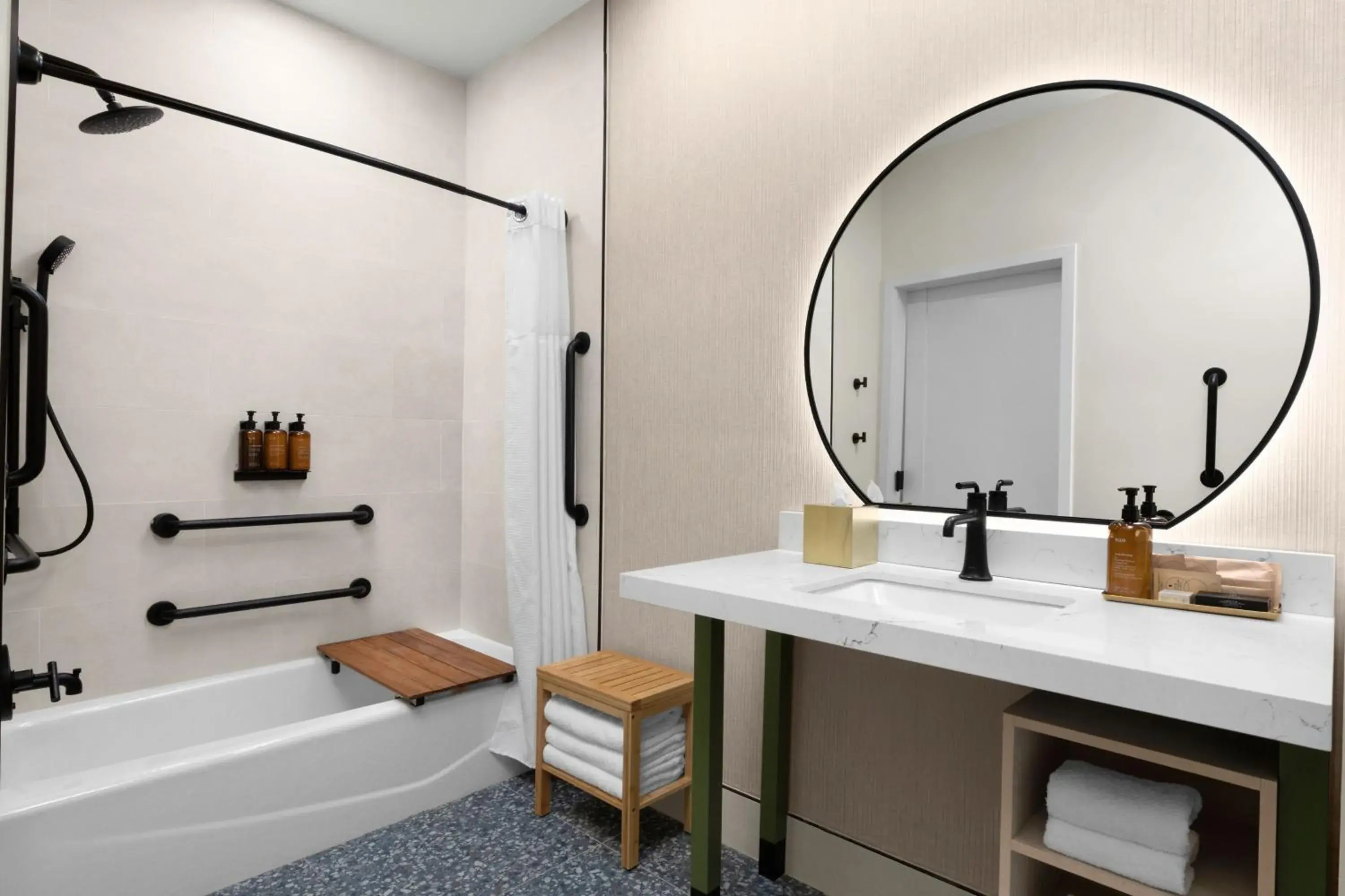 Bathroom in The Inelle, Oakhurst Yosemite, a Tribute Portfolio Hotel Bathroom in The Inelle, Oakhurst Yosemite, a Tribute Portfolio Hotel