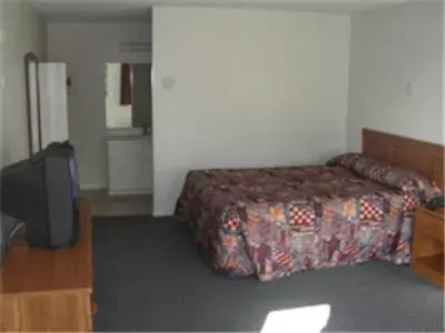 Bed in Seatac Inn Bed in Seatac Inn