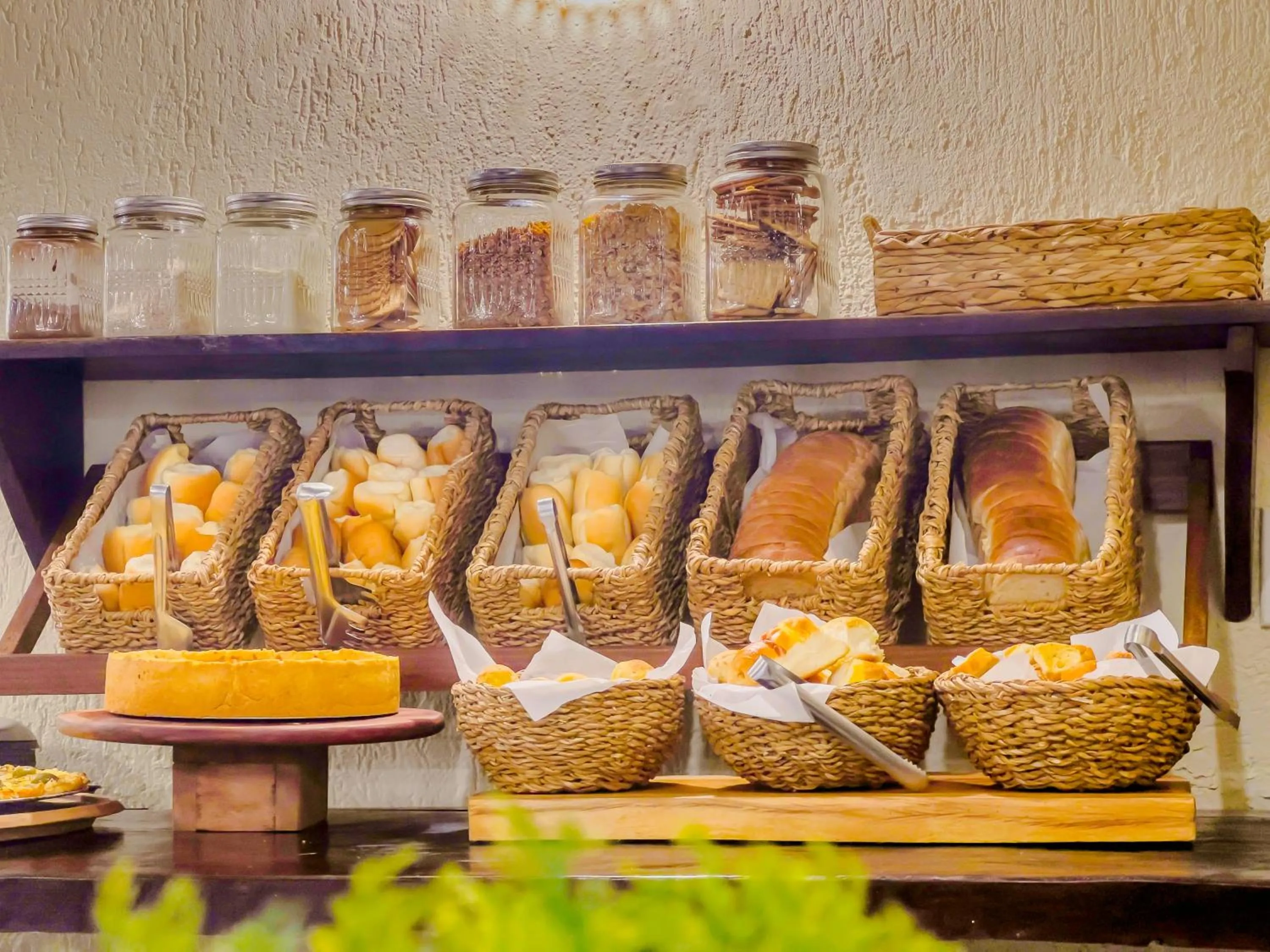 Buffet breakfast in Pousada Pérola do Porto